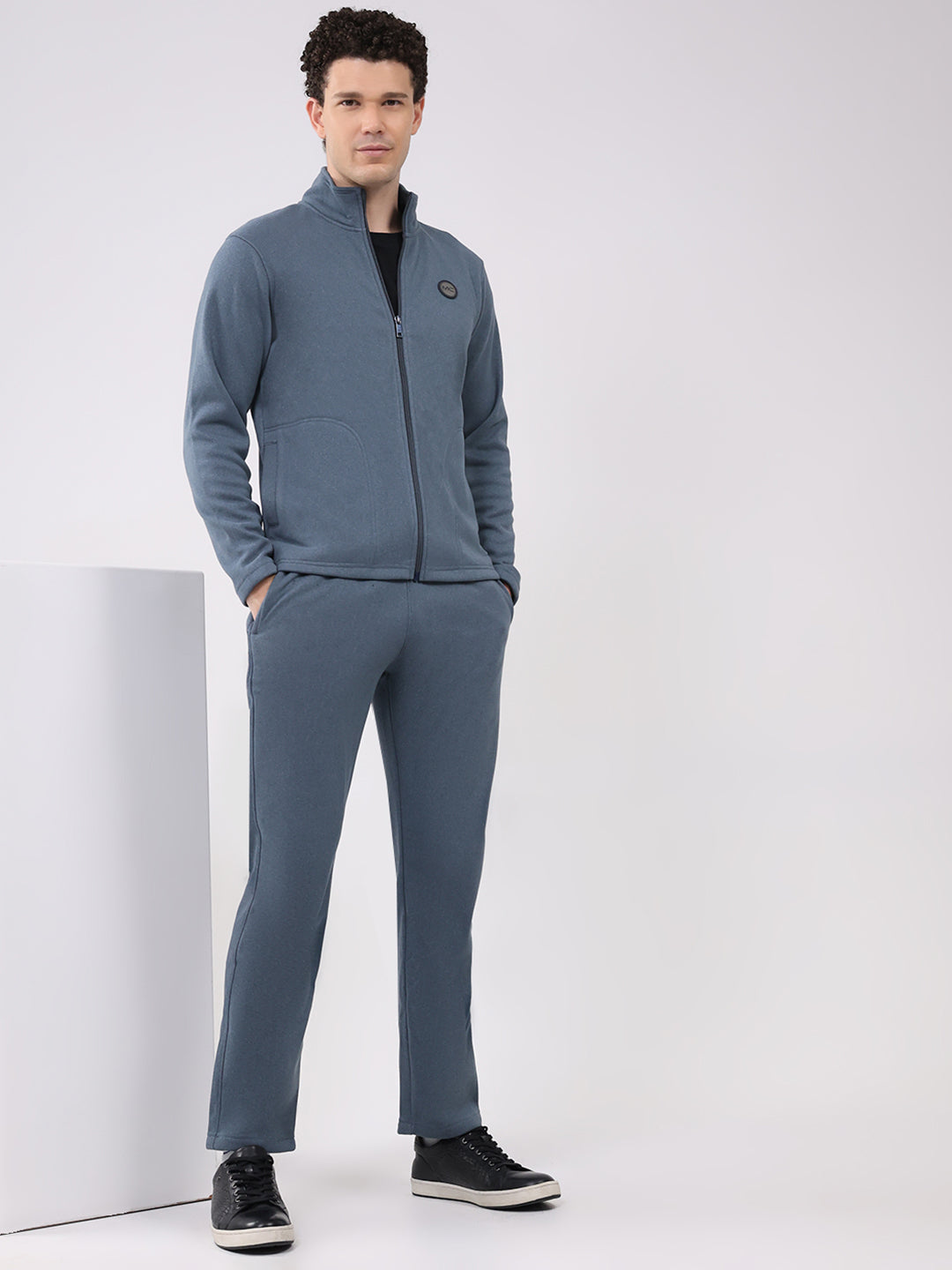 Men Blue Solid Round Neck Full Sleeve Winter Tracksuit