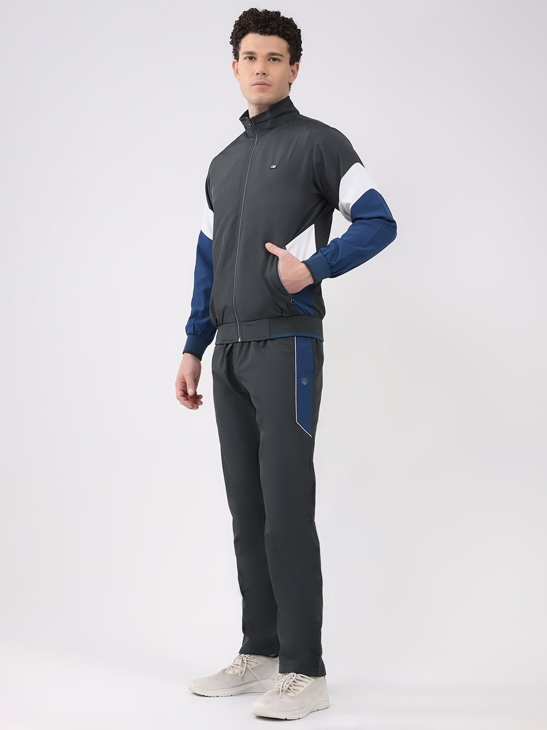 Men Grey Solid Round Neck Full Sleeve Winter Tracksuit