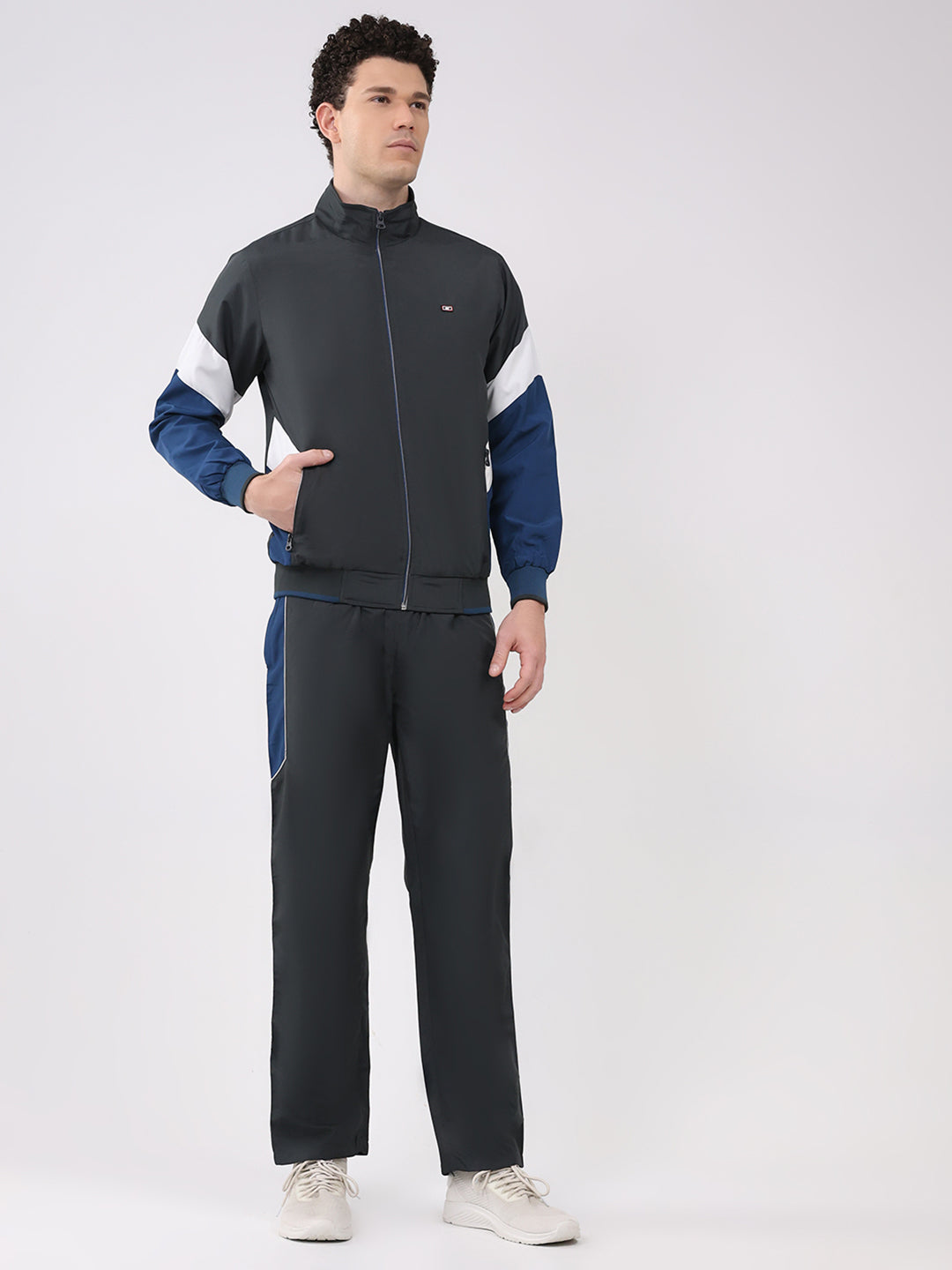 Men Grey Solid Round Neck Full Sleeve Winter Tracksuit