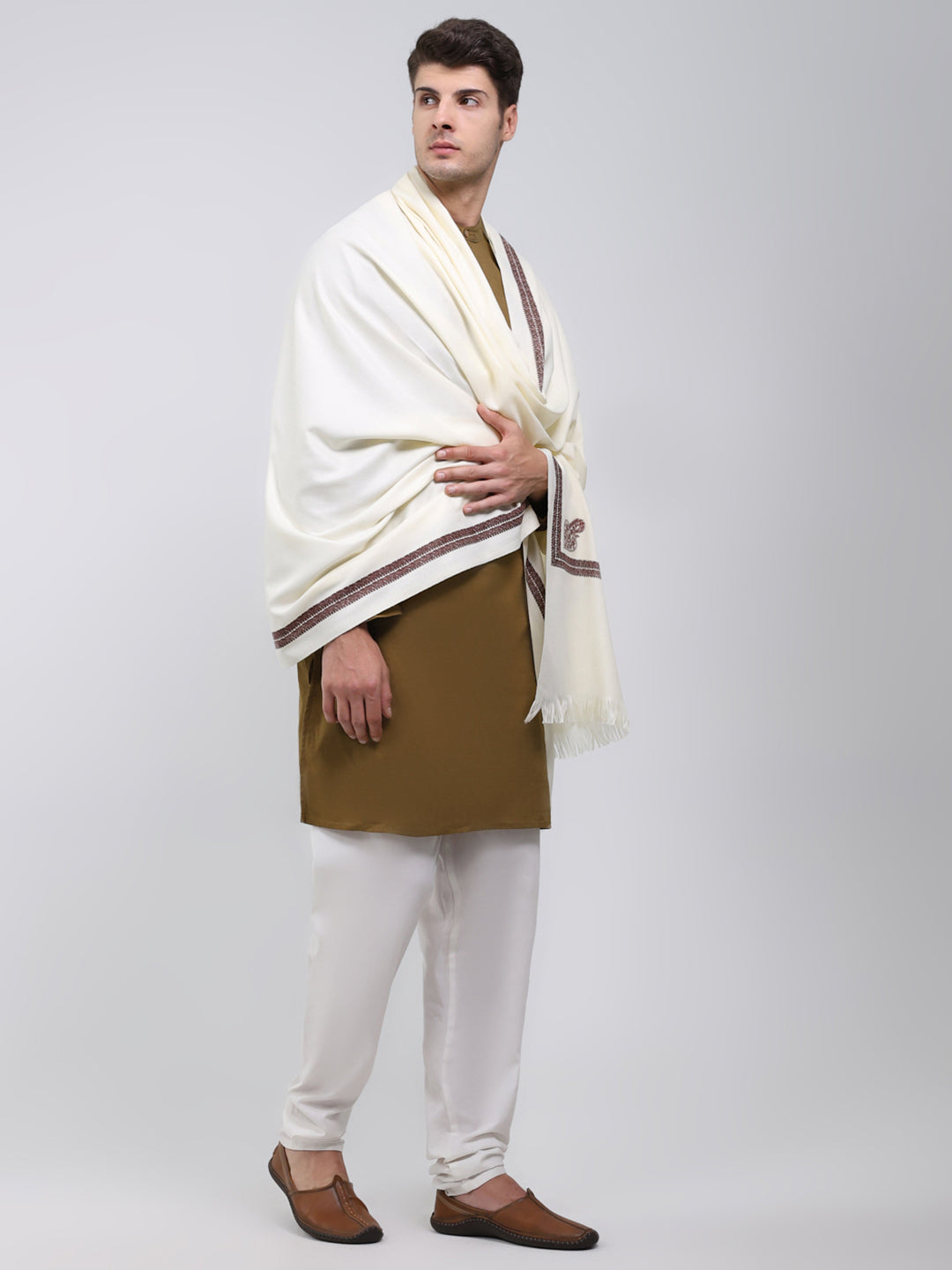 Men White Solid Wool Blend Lohi Shawl