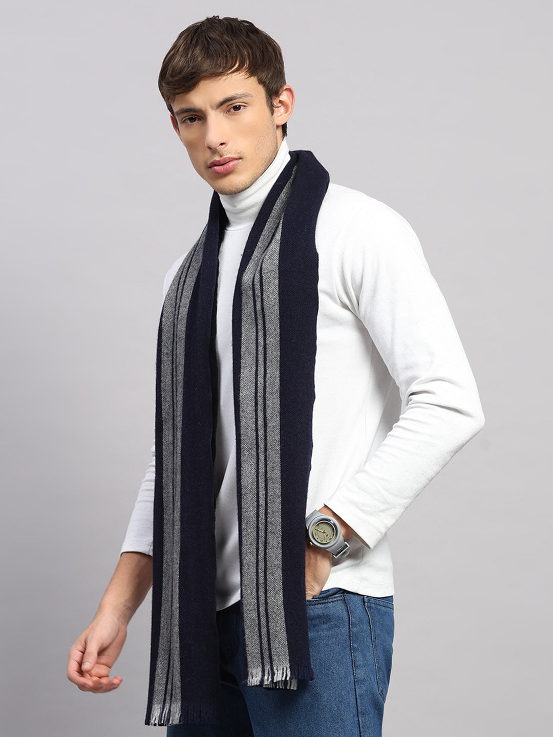 Men Multicolor Self Design Wool Muffler