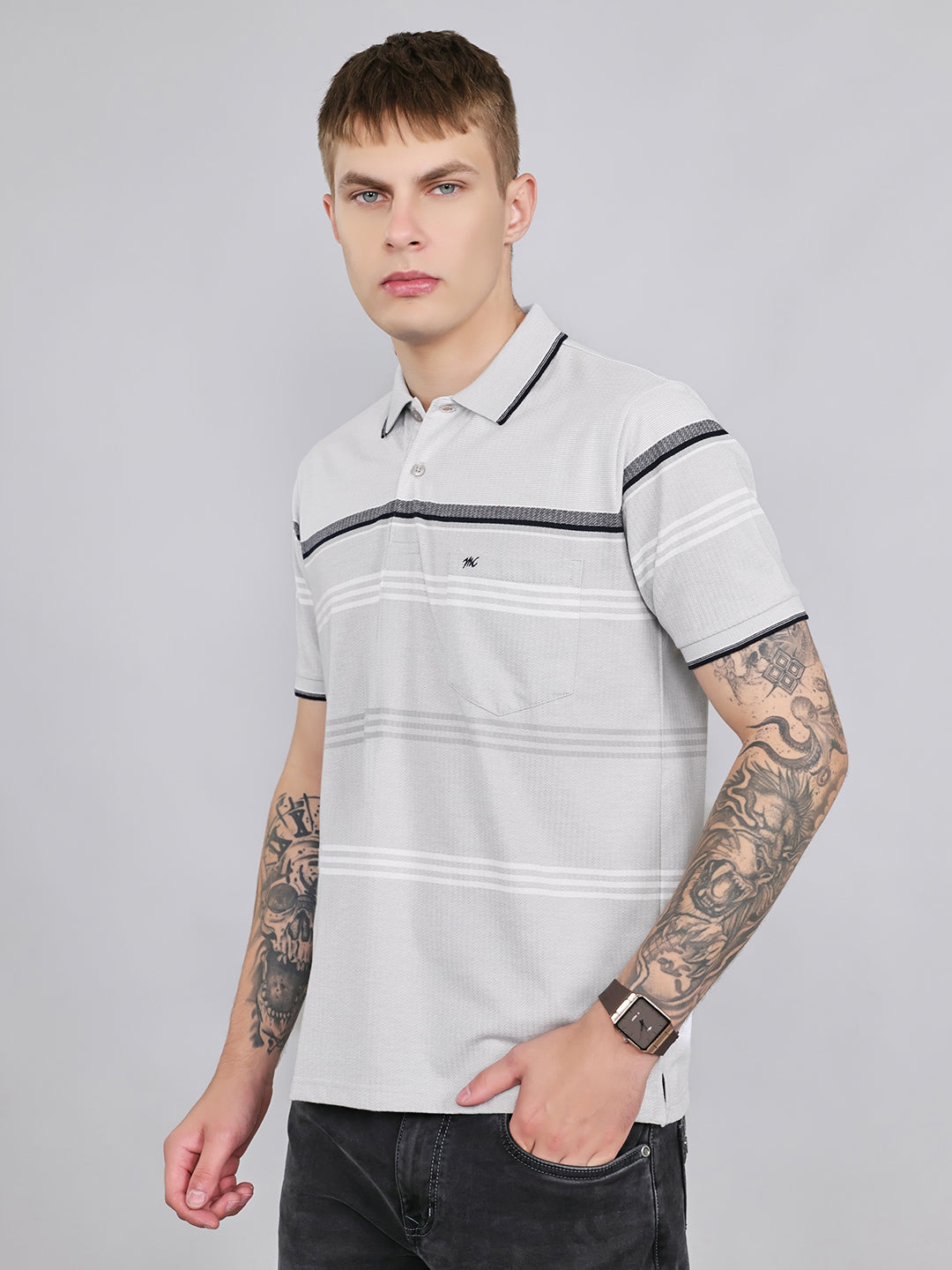 Men White Stripe Collar Half Sleeve T-Shirt