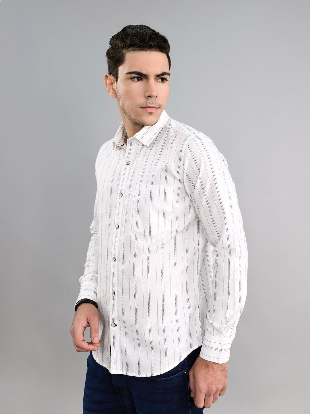 Men White Stripe Collar Full Sleeve Shirt