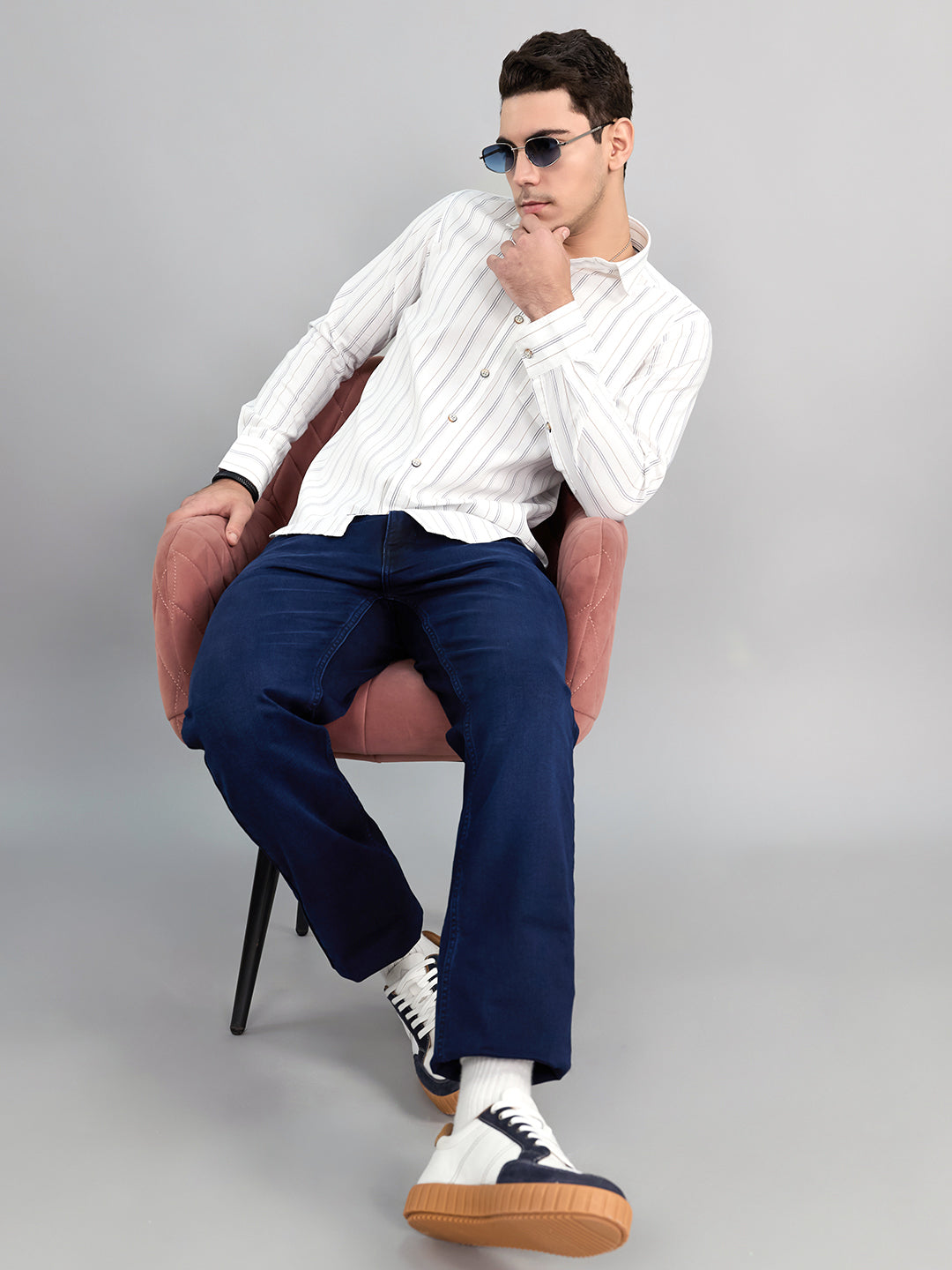 Men White Stripe Collar Full Sleeve Shirt