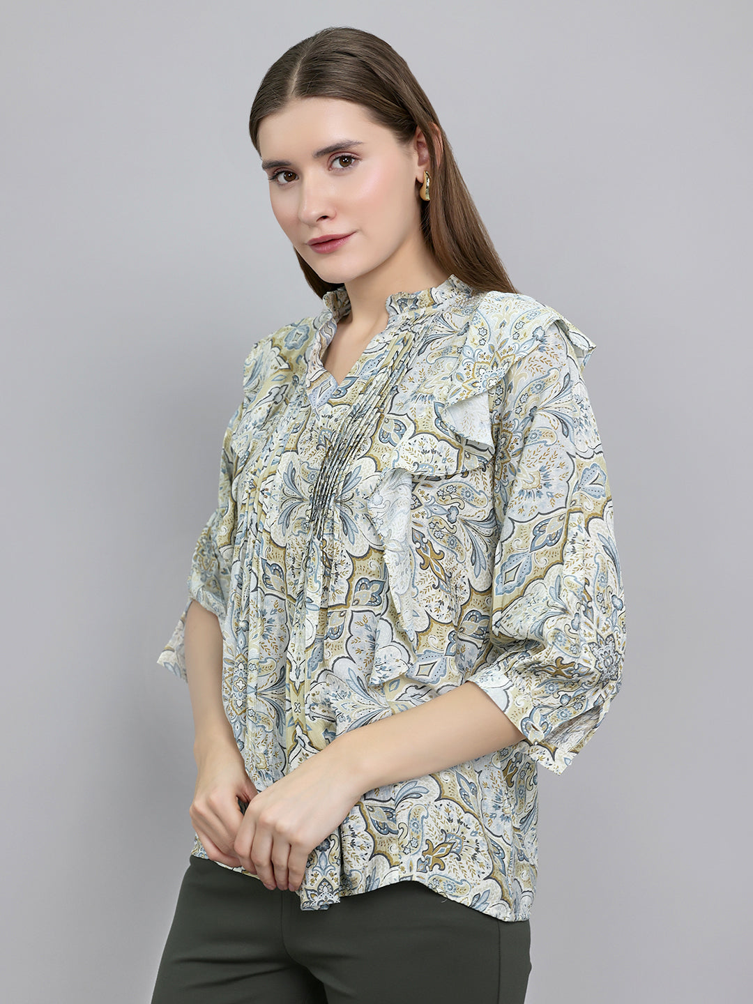 Women Beige Printed V Neck 3/4th Sleeve Top