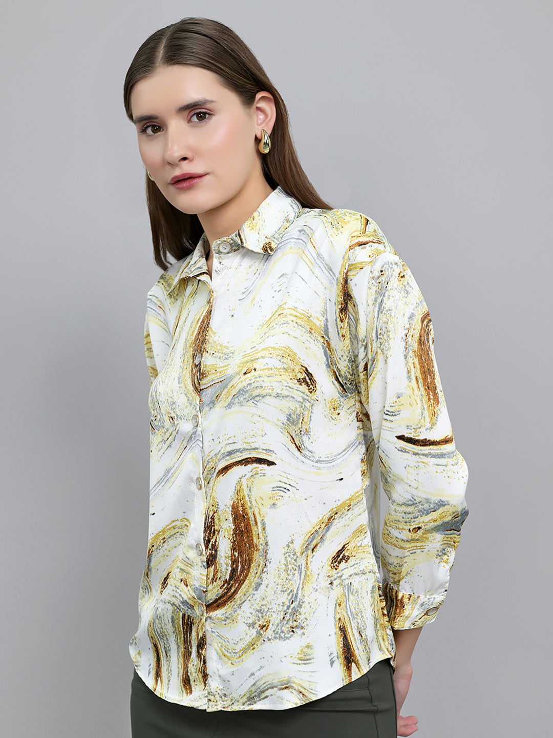 Women Cream Printed Collar Full Sleeve Top
