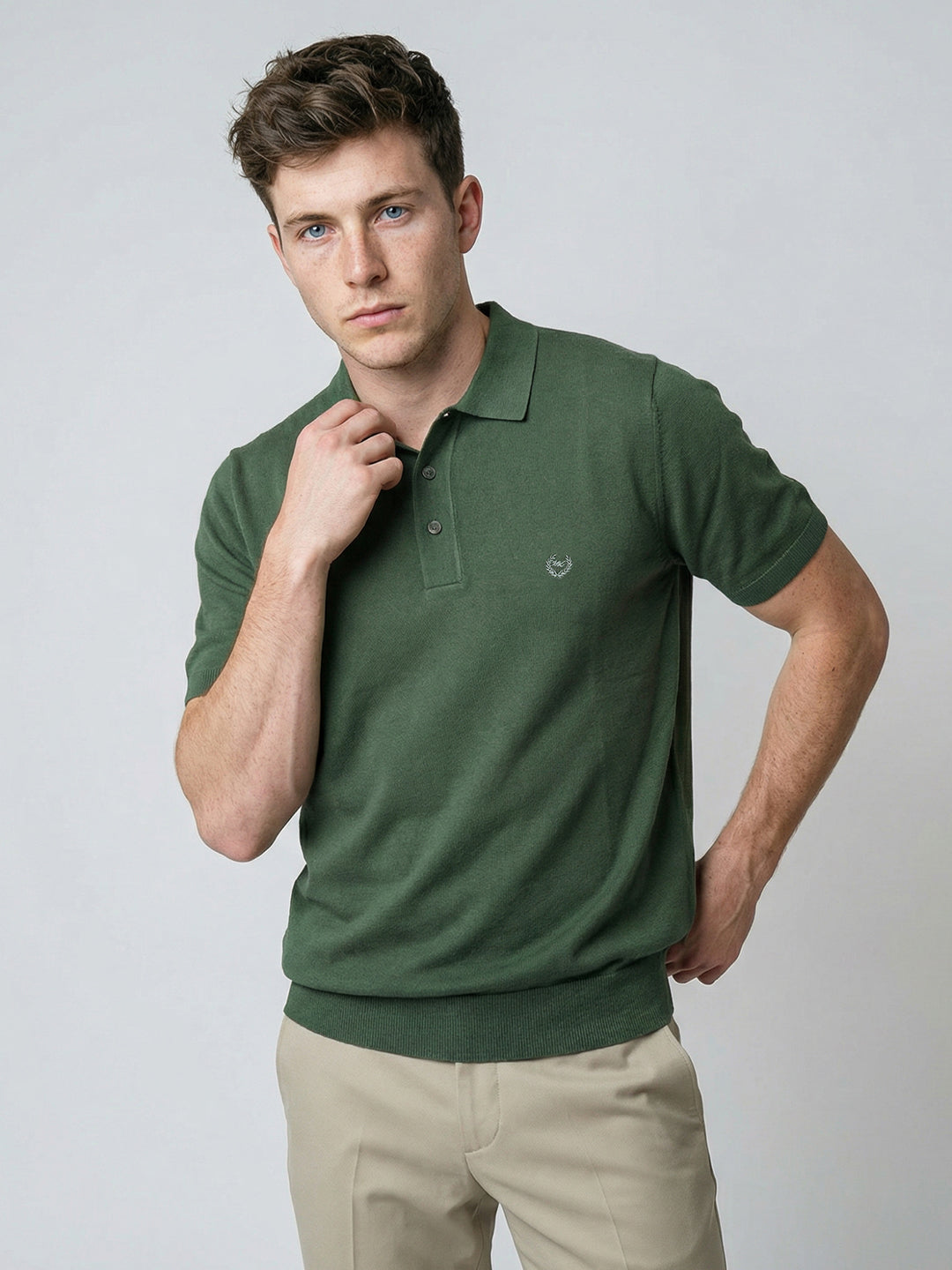 Men Dark Green Solid Collar Half Sleeve T-Shirt
