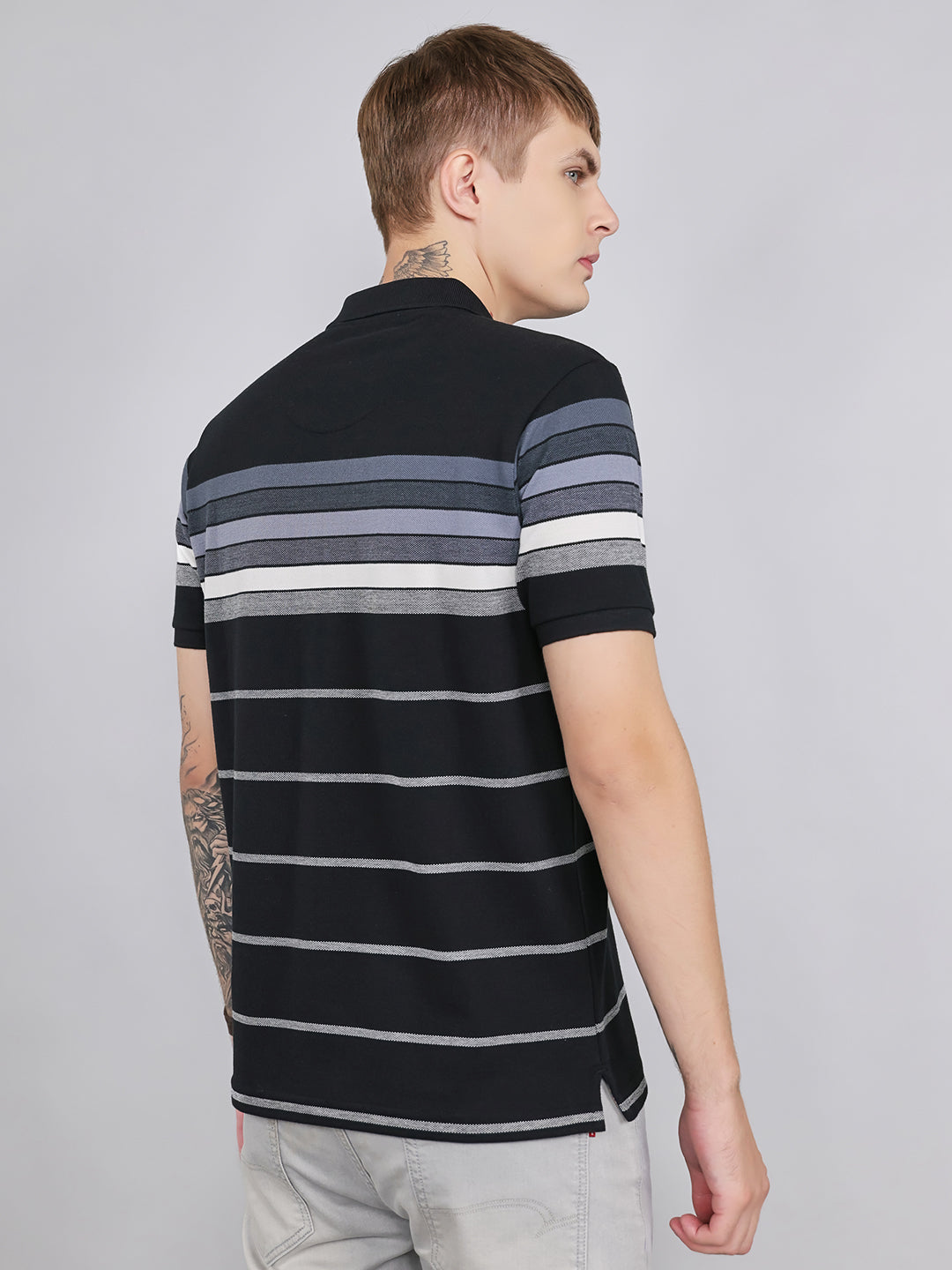 Men Black Stripe Collar Half Sleeve T-Shirt