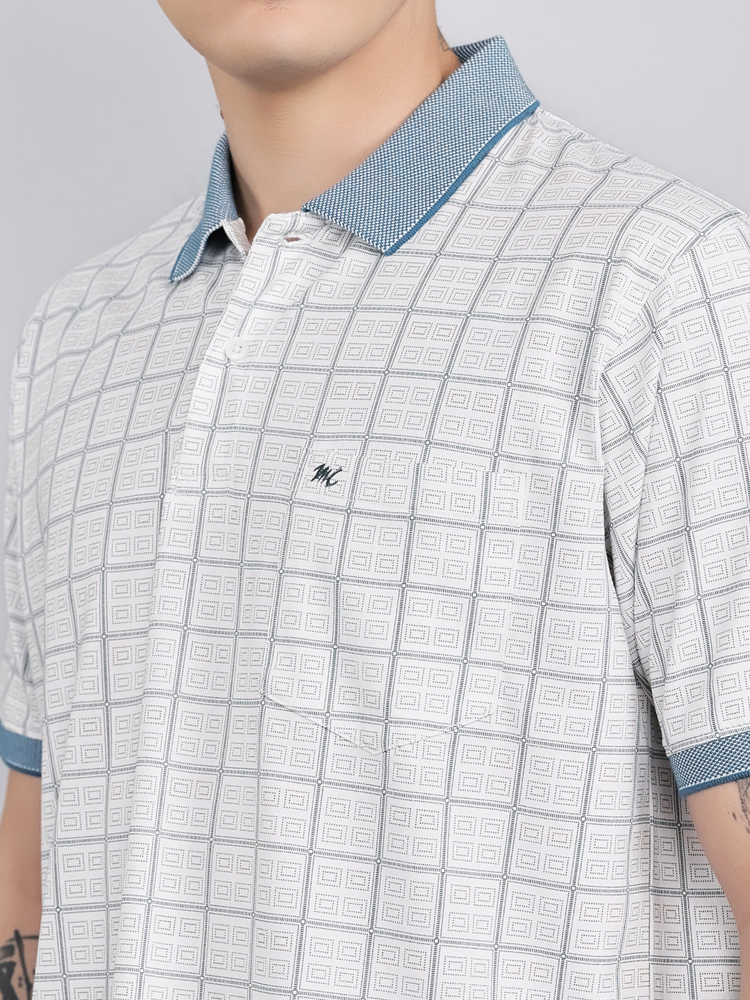 Men White Printed Collar Half Sleeve T-Shirt