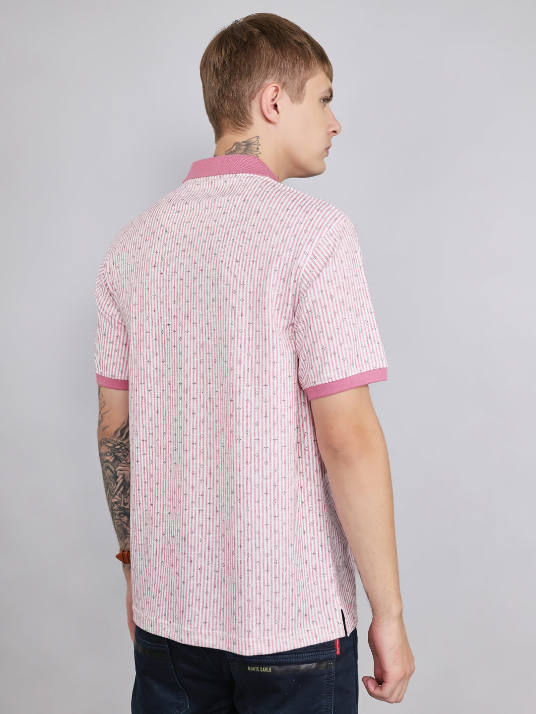 Men Pink Stripe Collar Half Sleeve T-Shirt