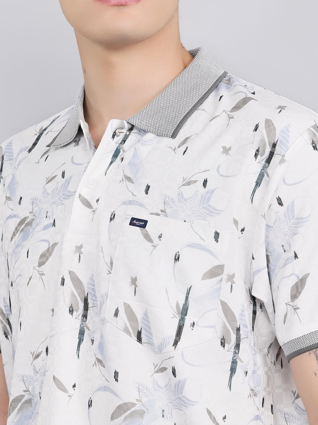 Men White Printed Collar Half Sleeve T-Shirt