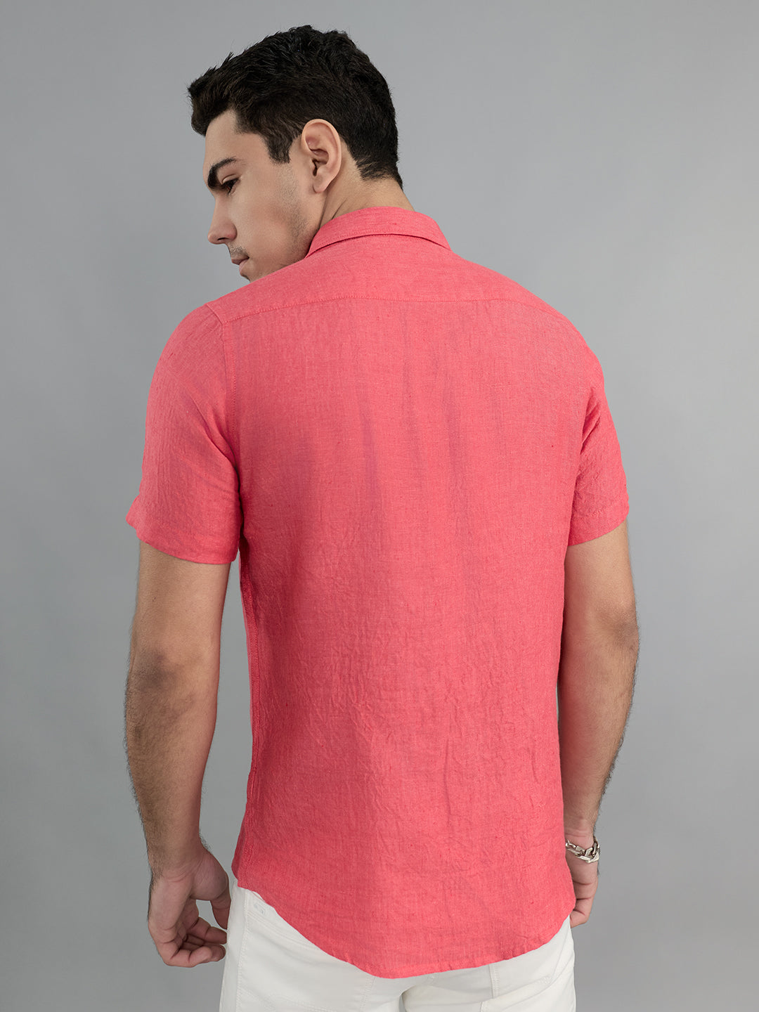 Men Coral Solid Collar Half Sleeve Shirt