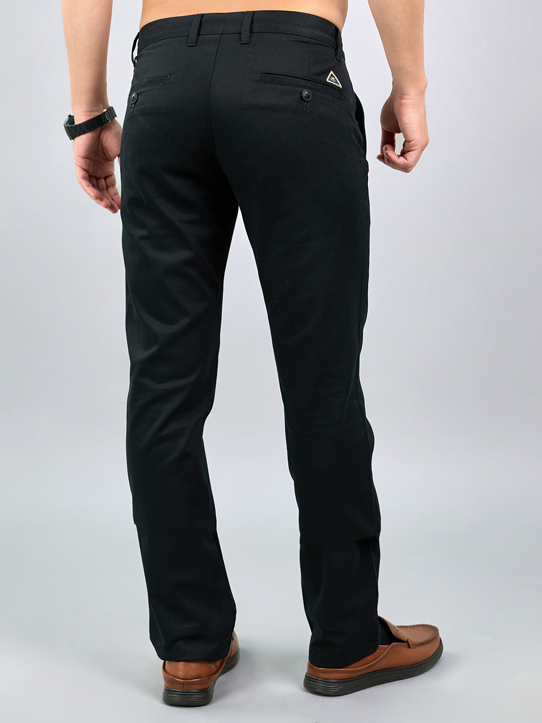 Men Black Solid Regular Fit Trouser