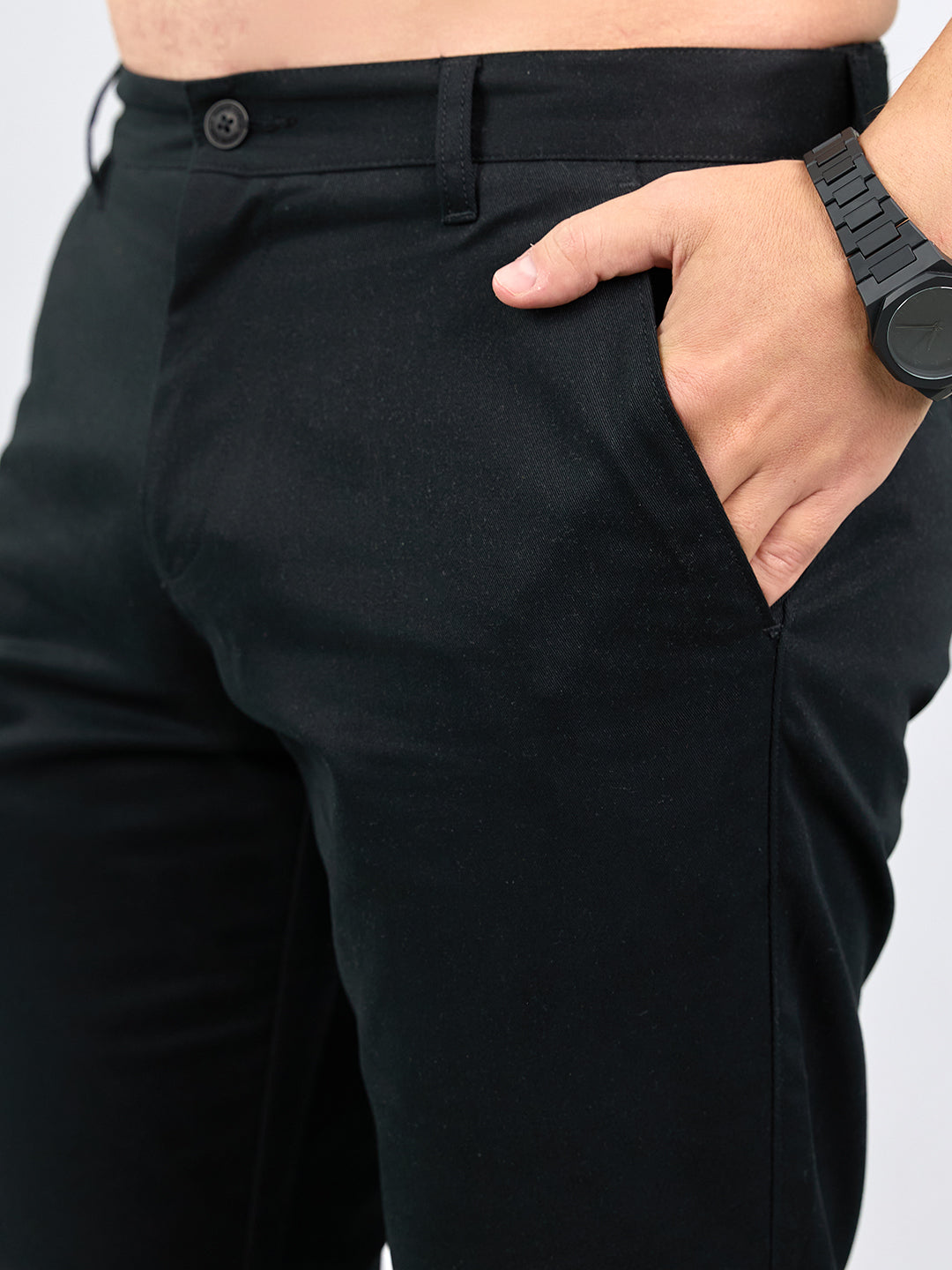 Men Black Solid Regular Fit Trouser