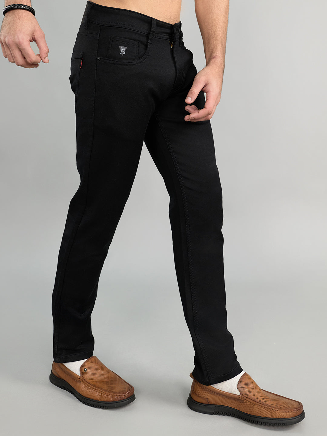 Men Black Light Wash Narrow Fit Denim