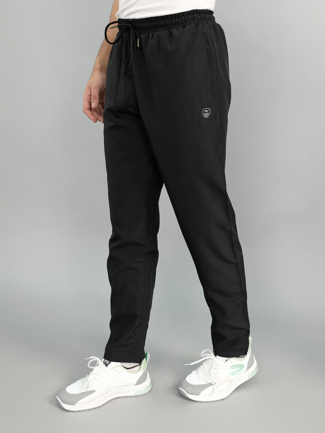 Men Black Solid Regular Fit Lower