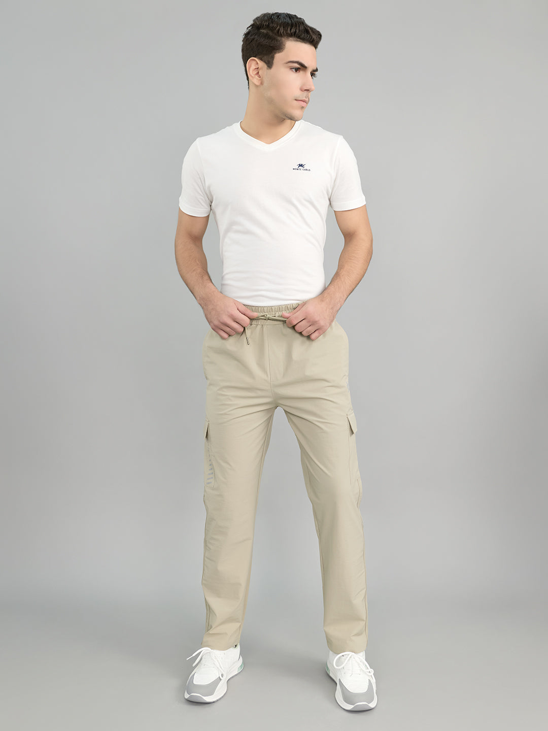 Men Beige Solid Regular Fit Lower