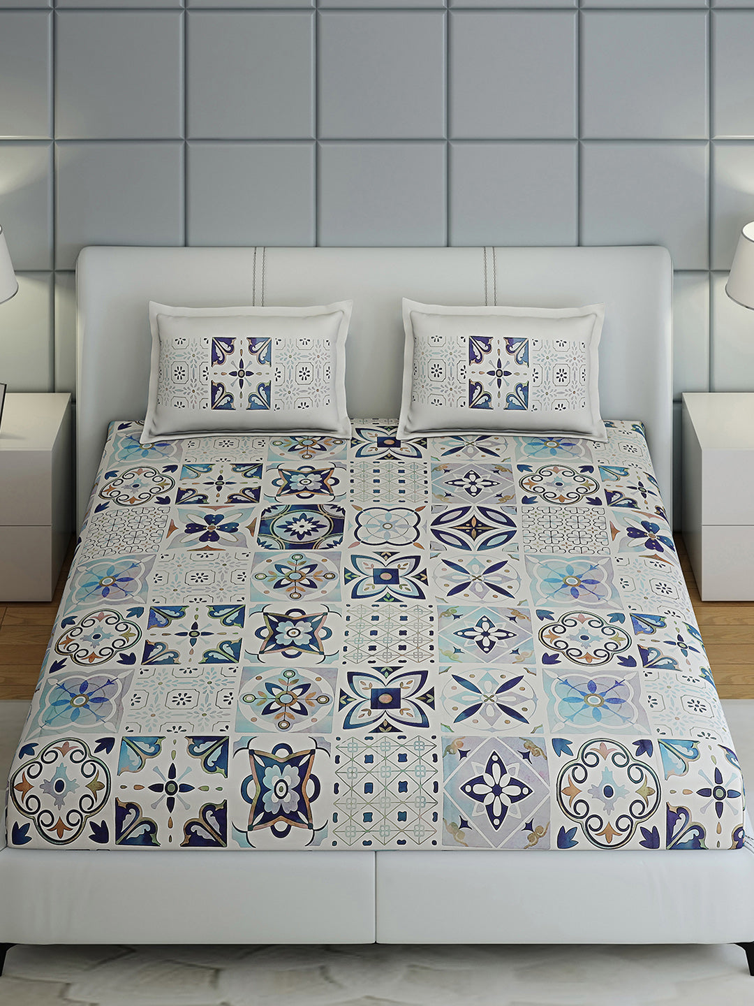 300 TC Cotton Double Bed 1 Bedsheet with 2 Pillow Covers (Morocan)