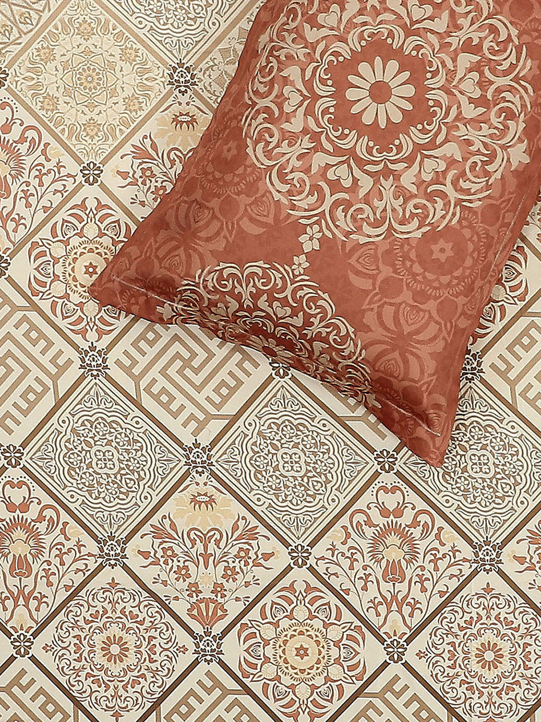 300 TC Cotton Double Bed 1 Bedsheet with 2 Pillow Covers (Morocan)