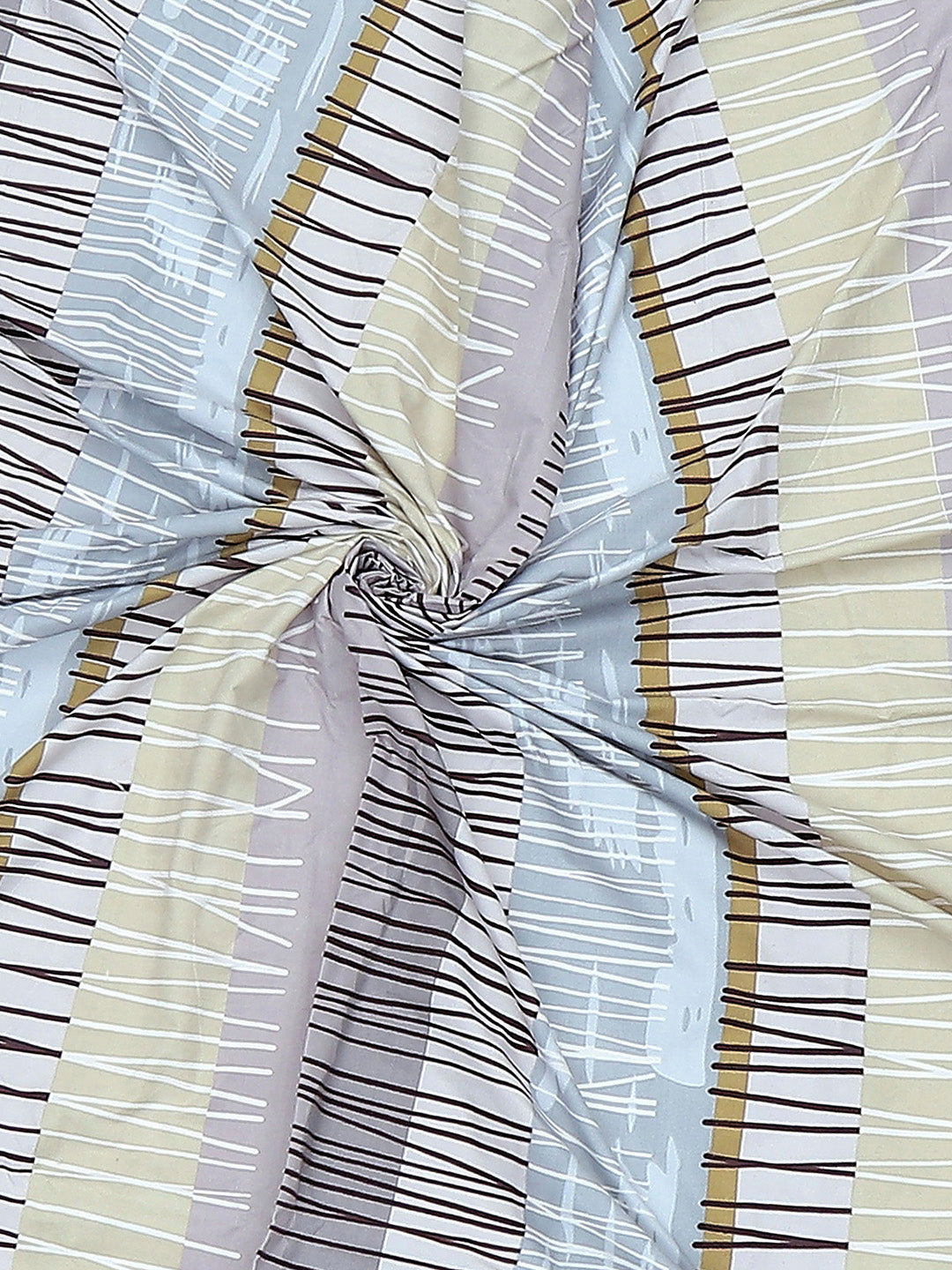 130 GSM Polyester Single Bedsheet with 1 Pillow Cover (Decoy)