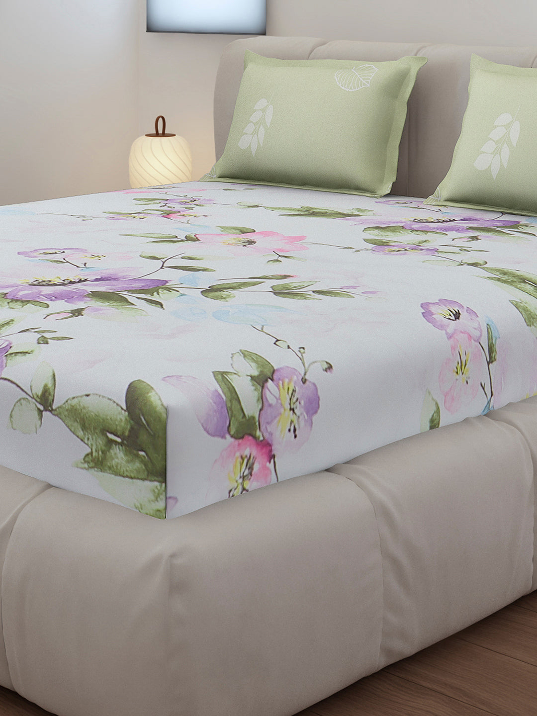 130 GSM Polyester King Size 1 Bedsheet with 2 Pillow Covers (Stanley)