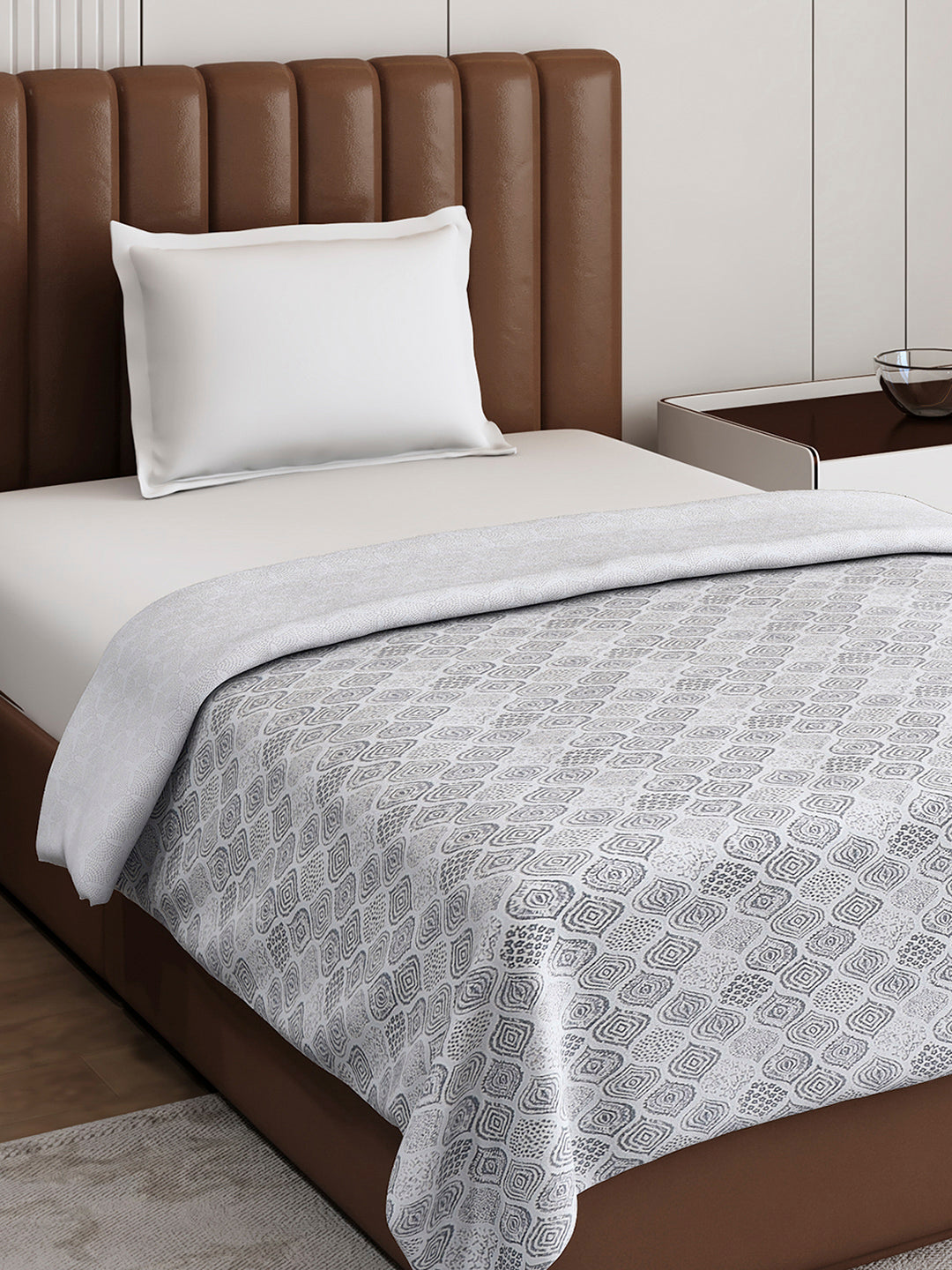 Floral Print Single Bed 150 GSM Dohar for Mild Winter - (Daisy)