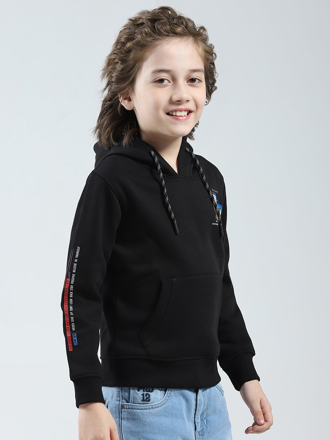 Boys Black Printed Hooded Full Sleeve Sweatshirt
