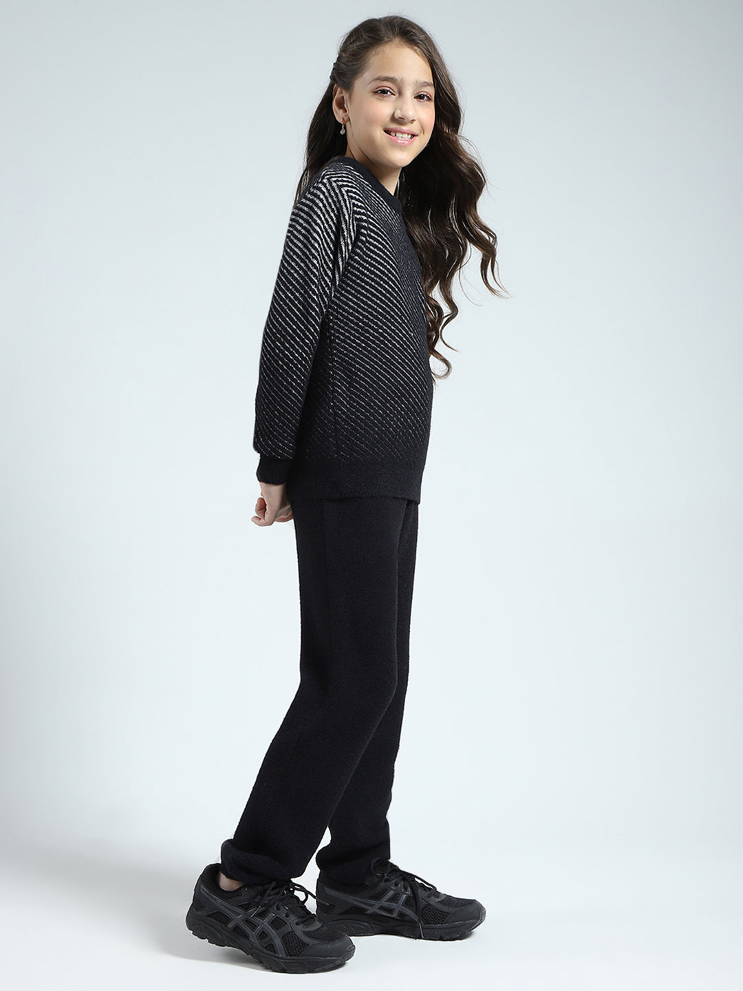 Girls Black Self Design Round Neck Full Sleeve Cords Set