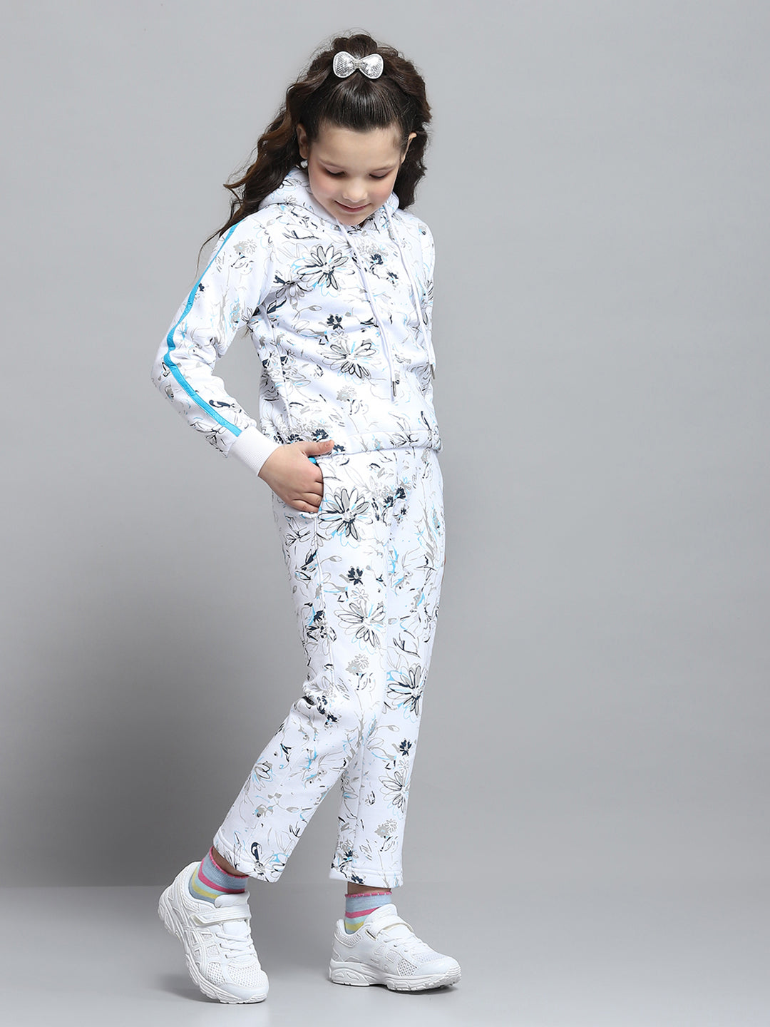Girls Off White Printed Hooded Full Sleeve Tracksuit