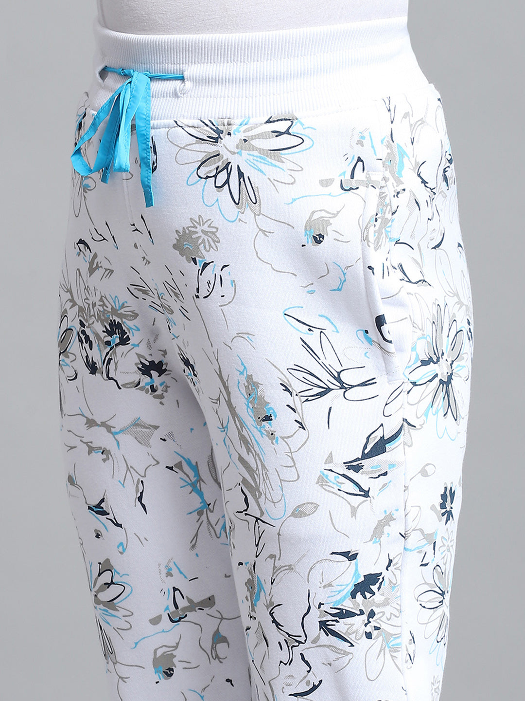 Girls Off White Printed Hooded Full Sleeve Tracksuit