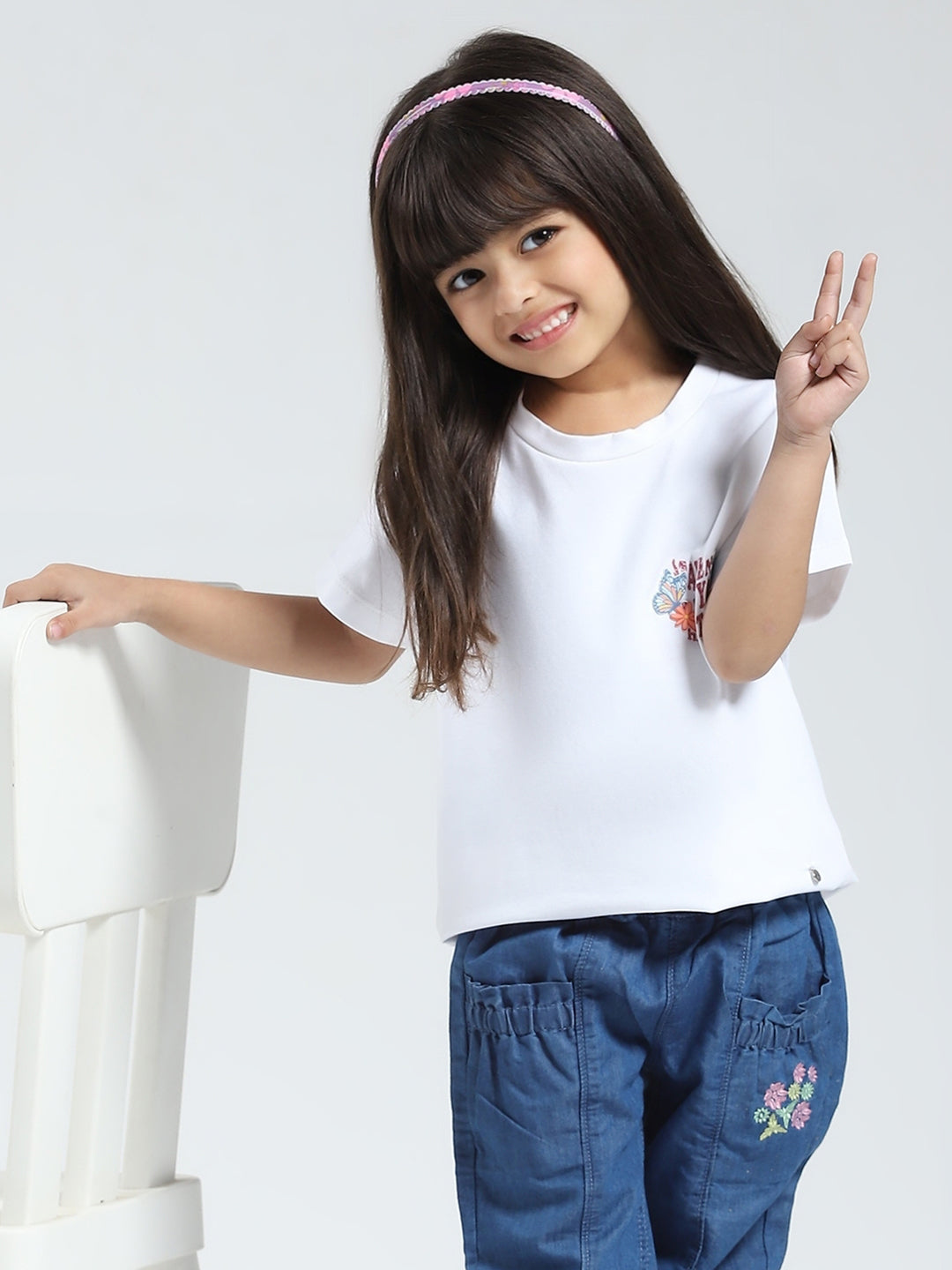Girls White Solid Round Neck Half Sleeve Top