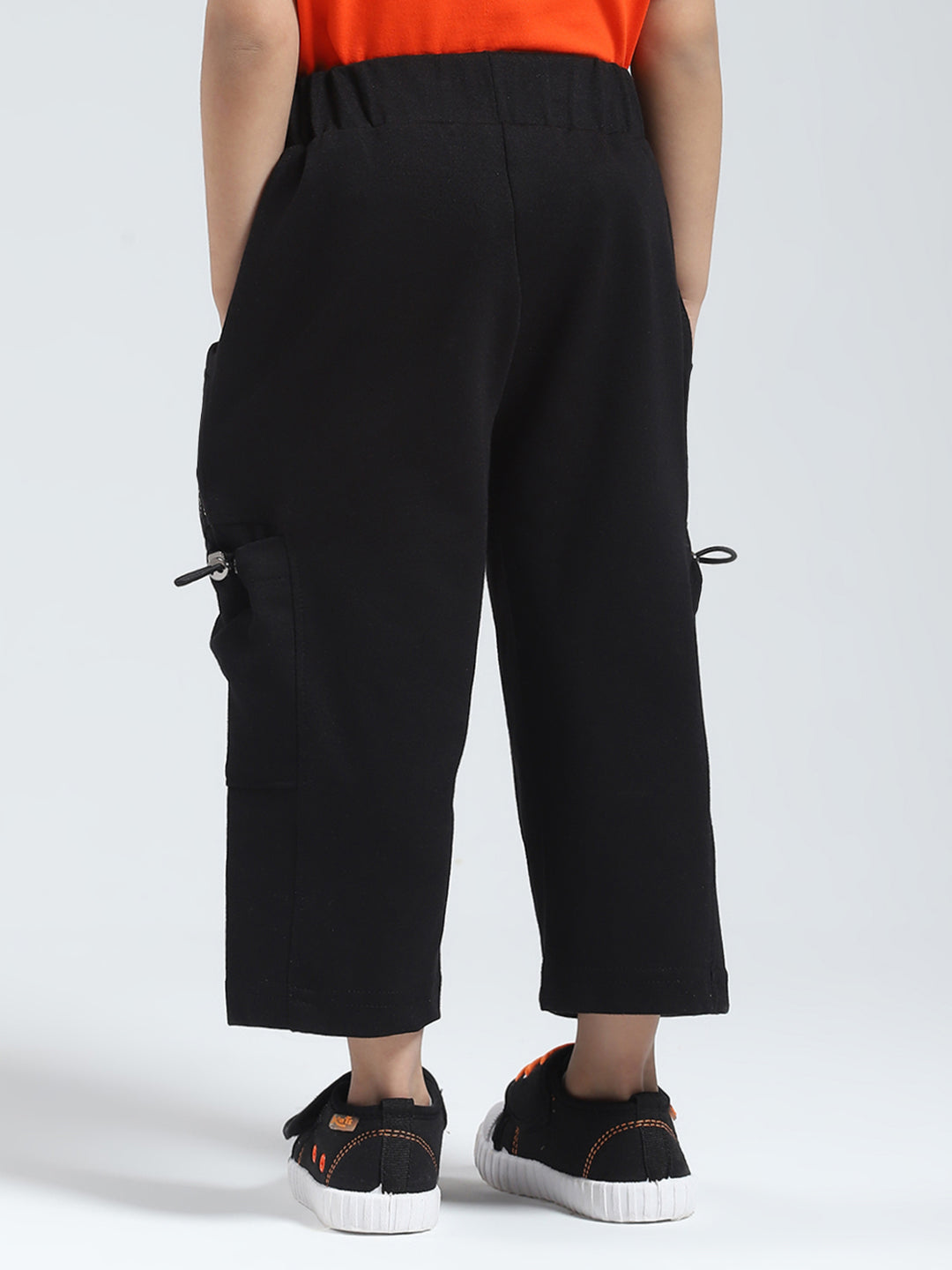 Girls Black Solid Regular Fit Capri