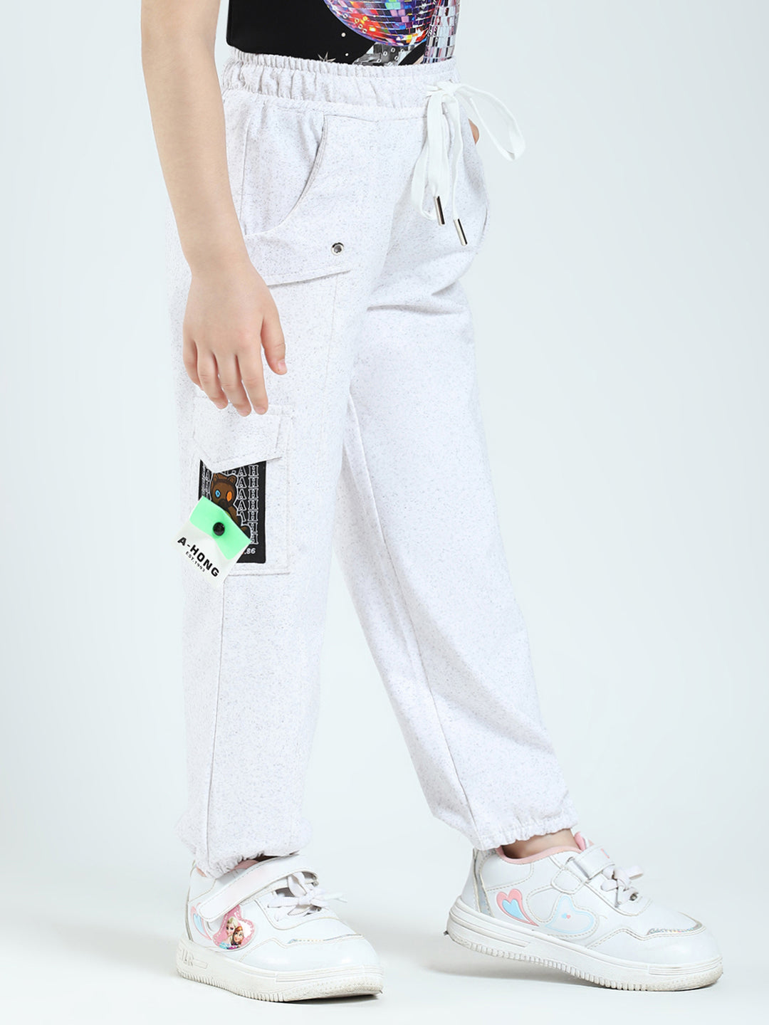 Girls White Solid Regular Fit Lower