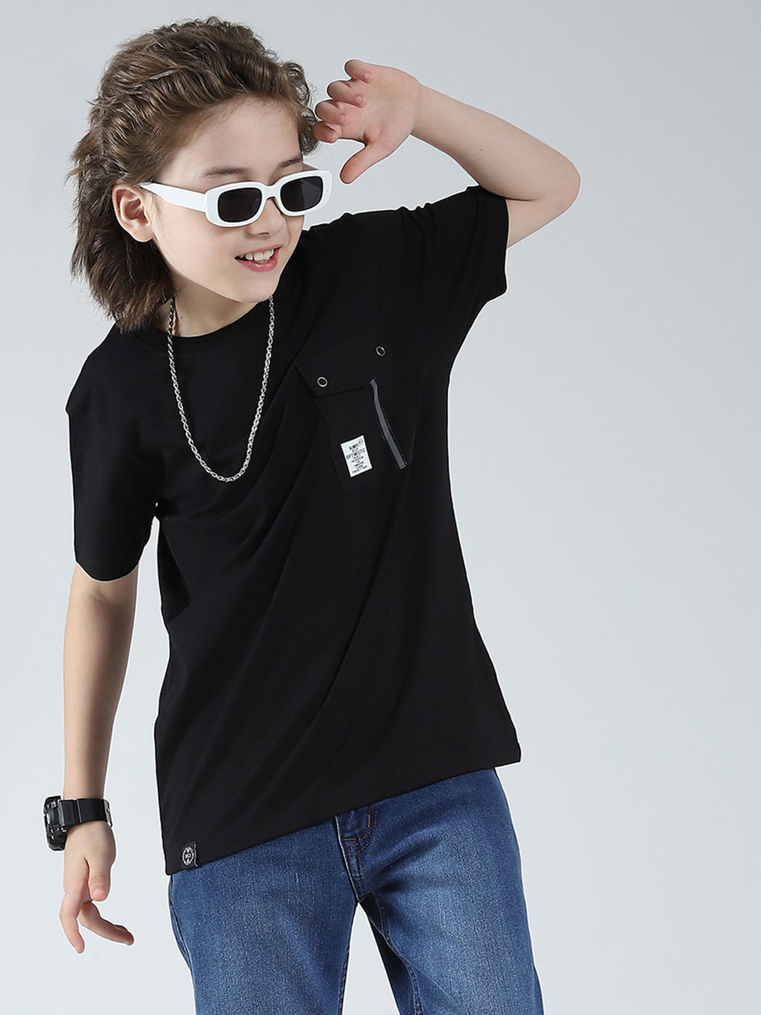 Boys Black Solid Round Neck Half Sleeve T-Shirt