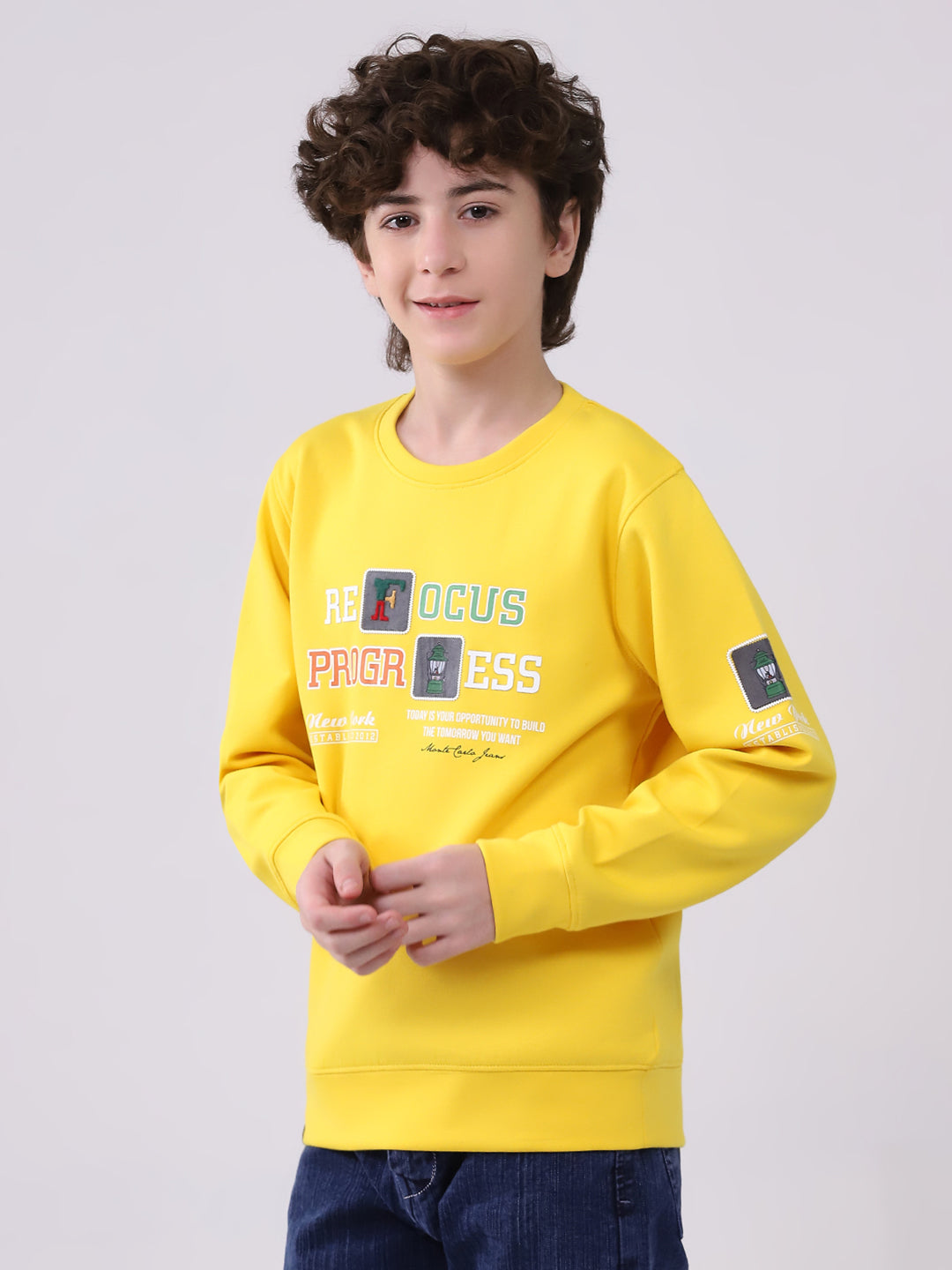 Boys Yellow Printed Round Neck Full Sleeve Sweatshirt