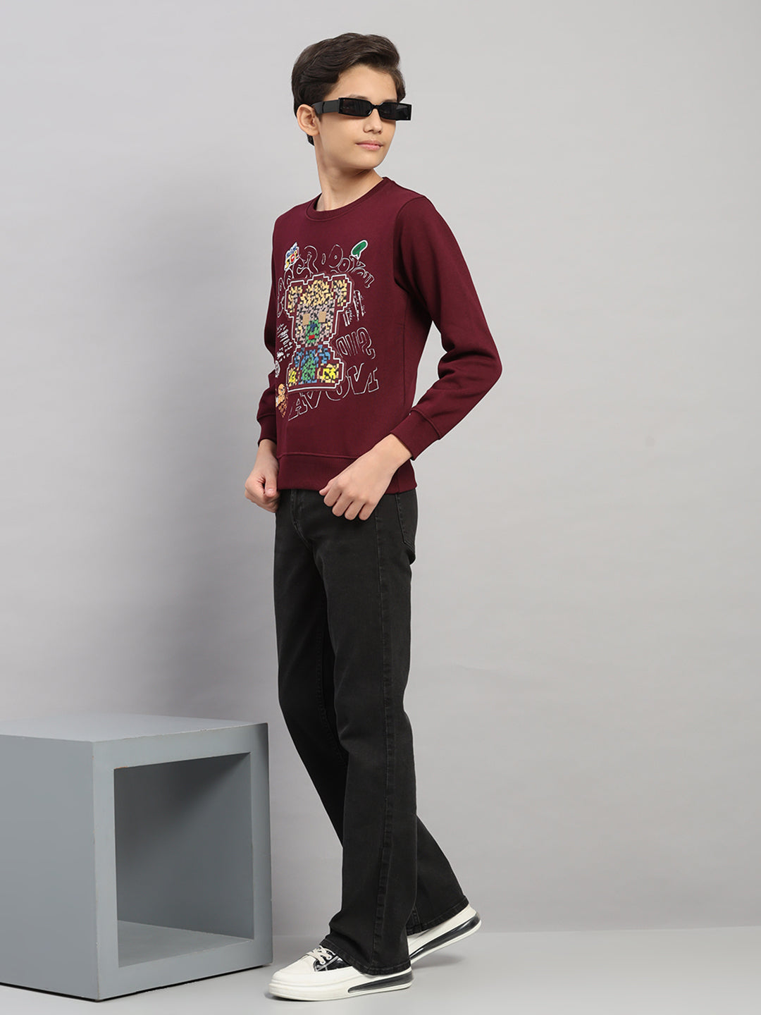 Boys Maroon Printed Round Neck Full Sleeve Sweatshirt