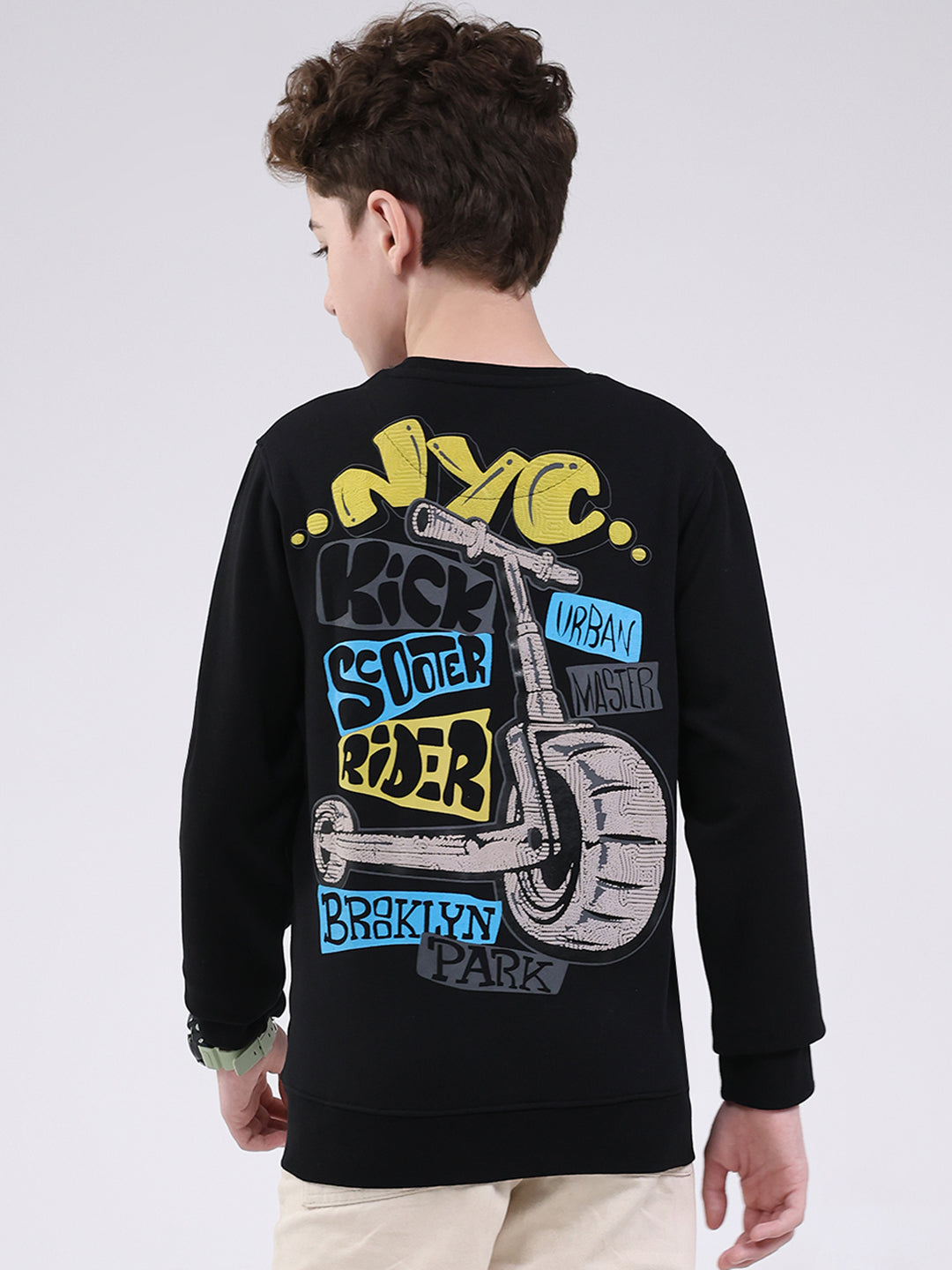 Boys Black Printed Round Neck Full Sleeve Sweatshirt