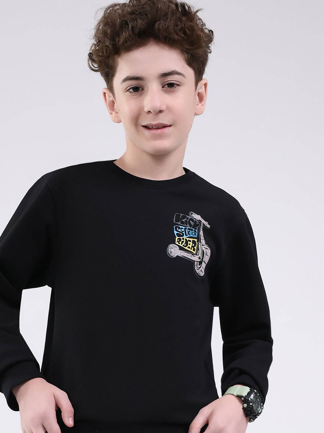 Boys Black Printed Round Neck Full Sleeve Sweatshirt