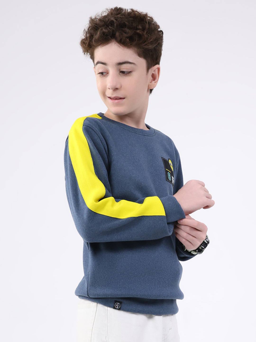 Boys Blue Solid Round Neck Full Sleeve Sweatshirt