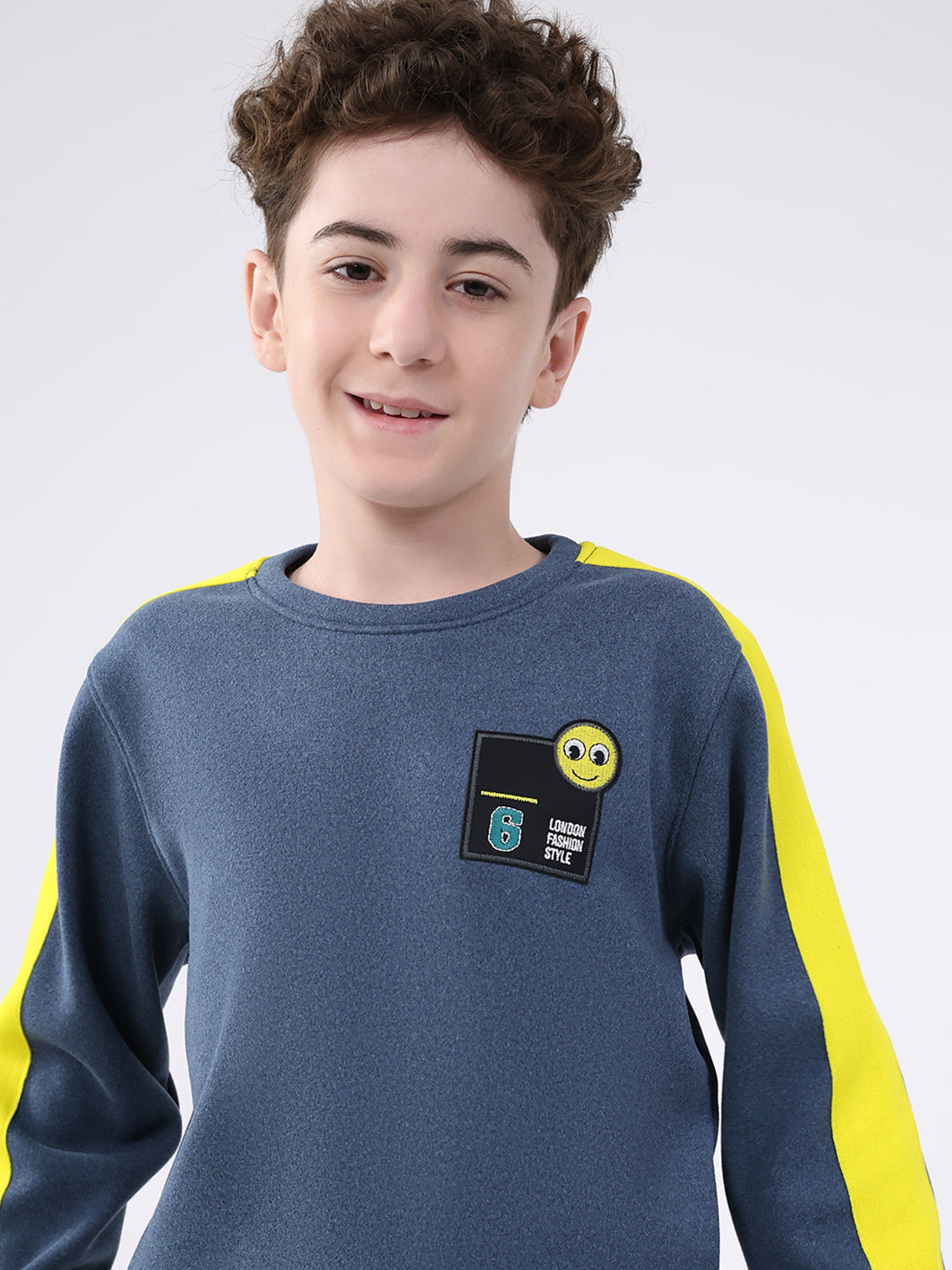 Boys Blue Solid Round Neck Full Sleeve Sweatshirt