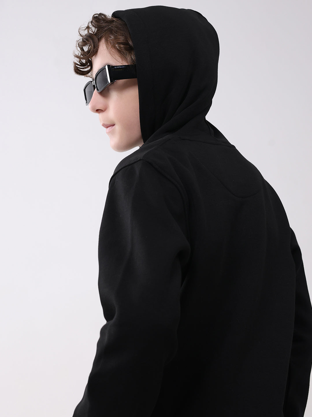Boys Black Printed Hooded Full Sleeve Sweatshirt