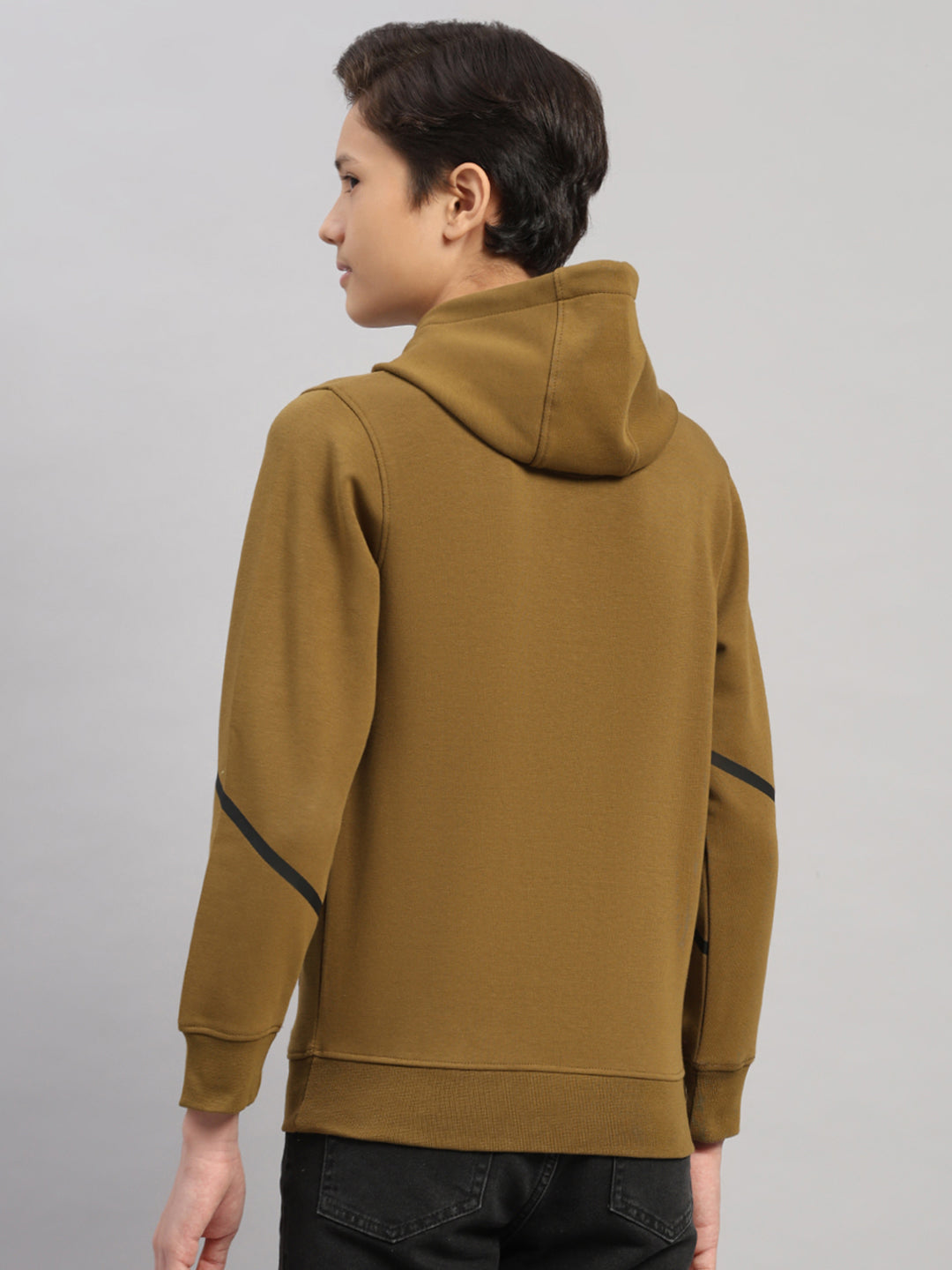 Boys Olive Printed Round Neck Full Sleeve Sweatshirt