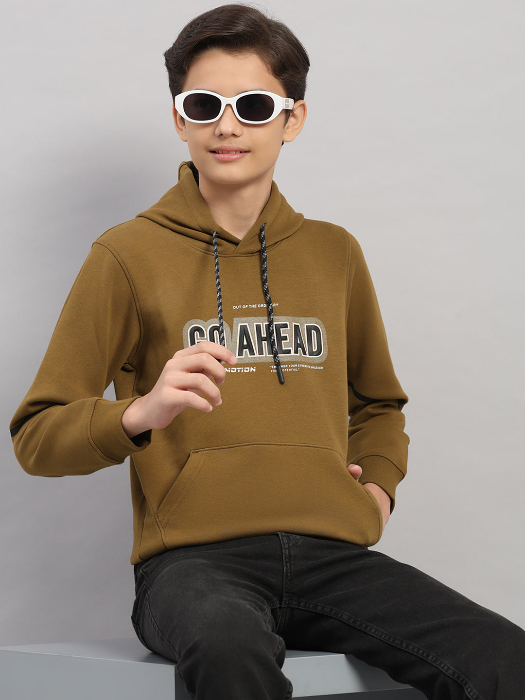 Boys Olive Printed Round Neck Full Sleeve Sweatshirt