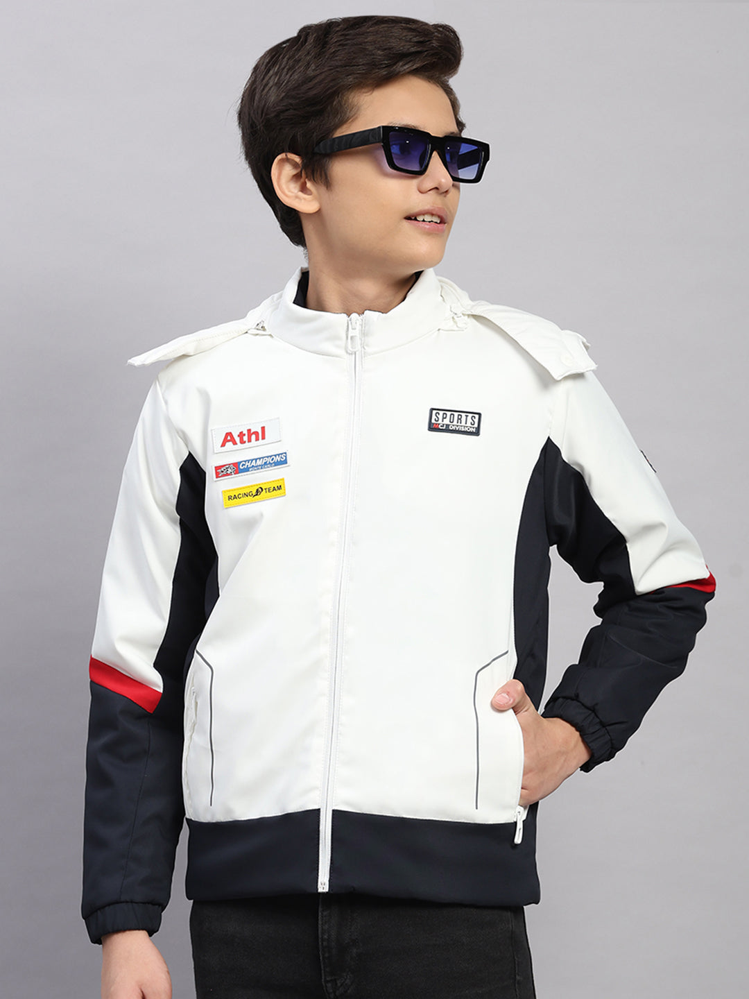 Boys White Solid Hooded Full Sleeve Jacket