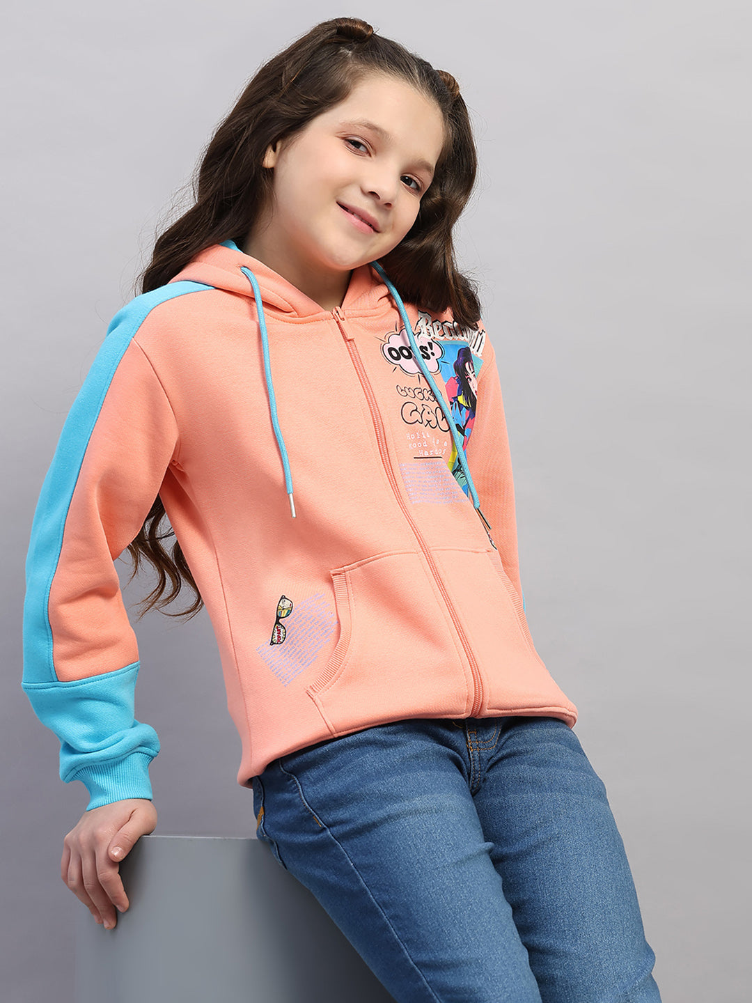Girls Peach Printed Hooded Full Sleeve Sweatshirt