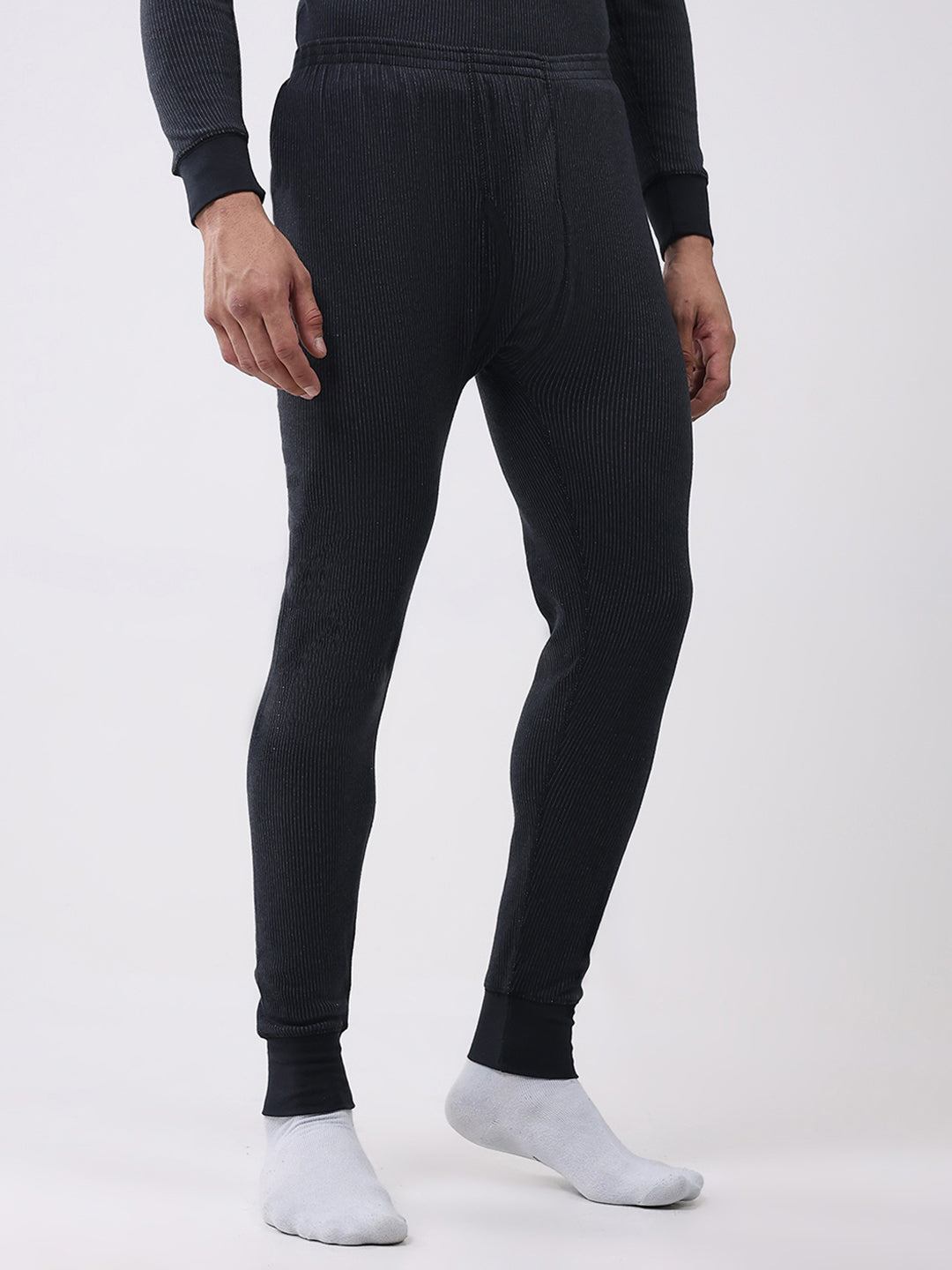 Men Black Solid Thermal Lower