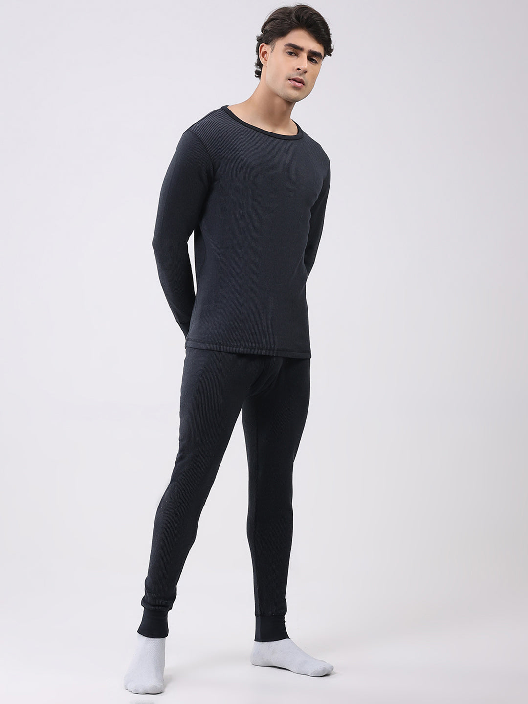 Men Black Solid Thermal Lower