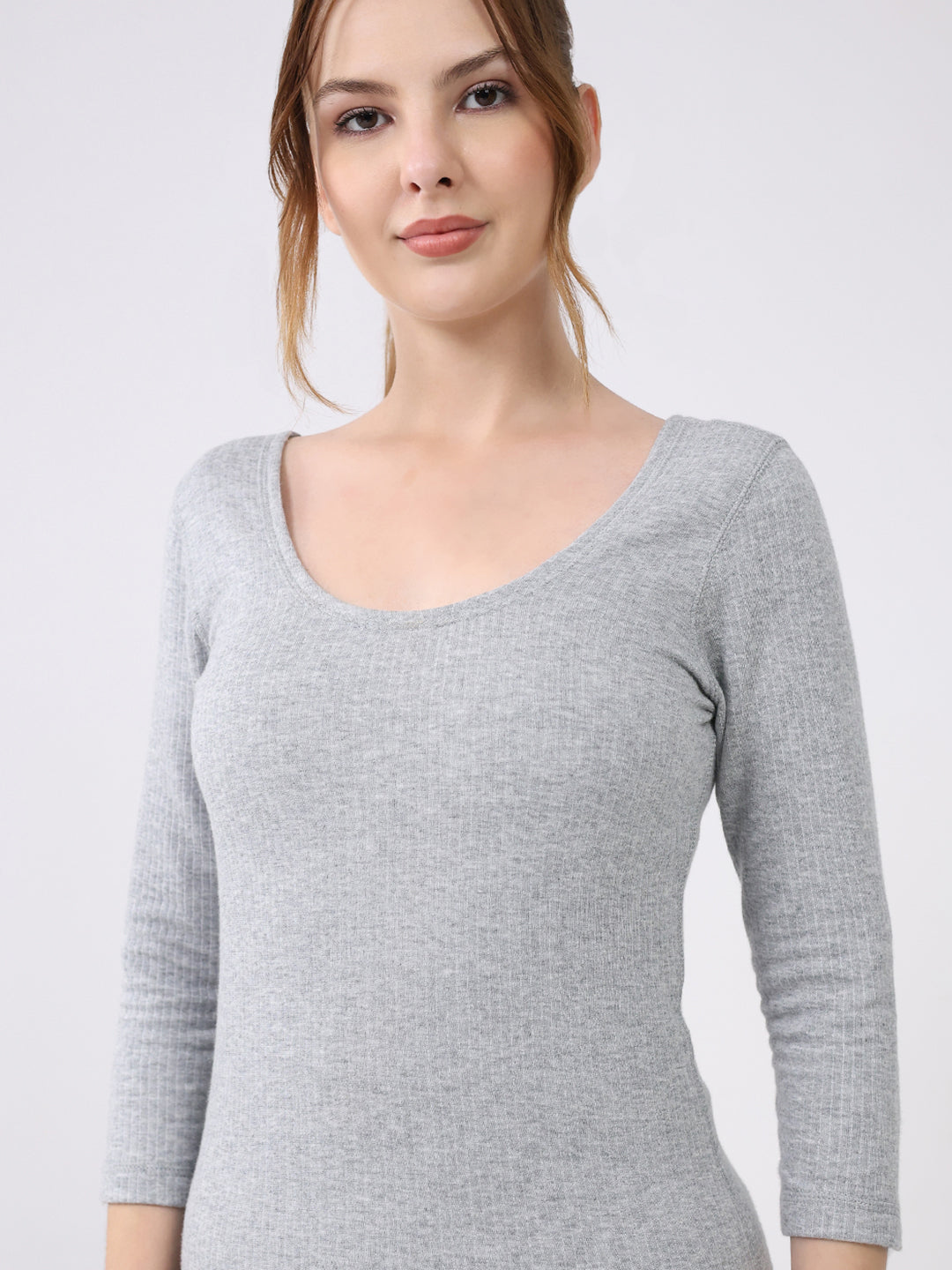 Women Grey Solid Round Neck 3/4th Sleeve Thermal Vest