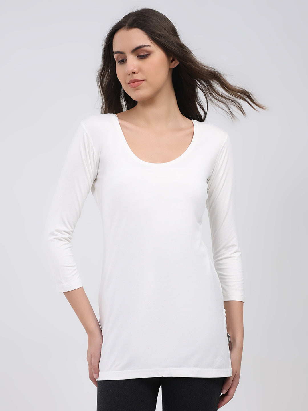 Women White Solid Round Neck 3/4th Sleeve Thermal Vest