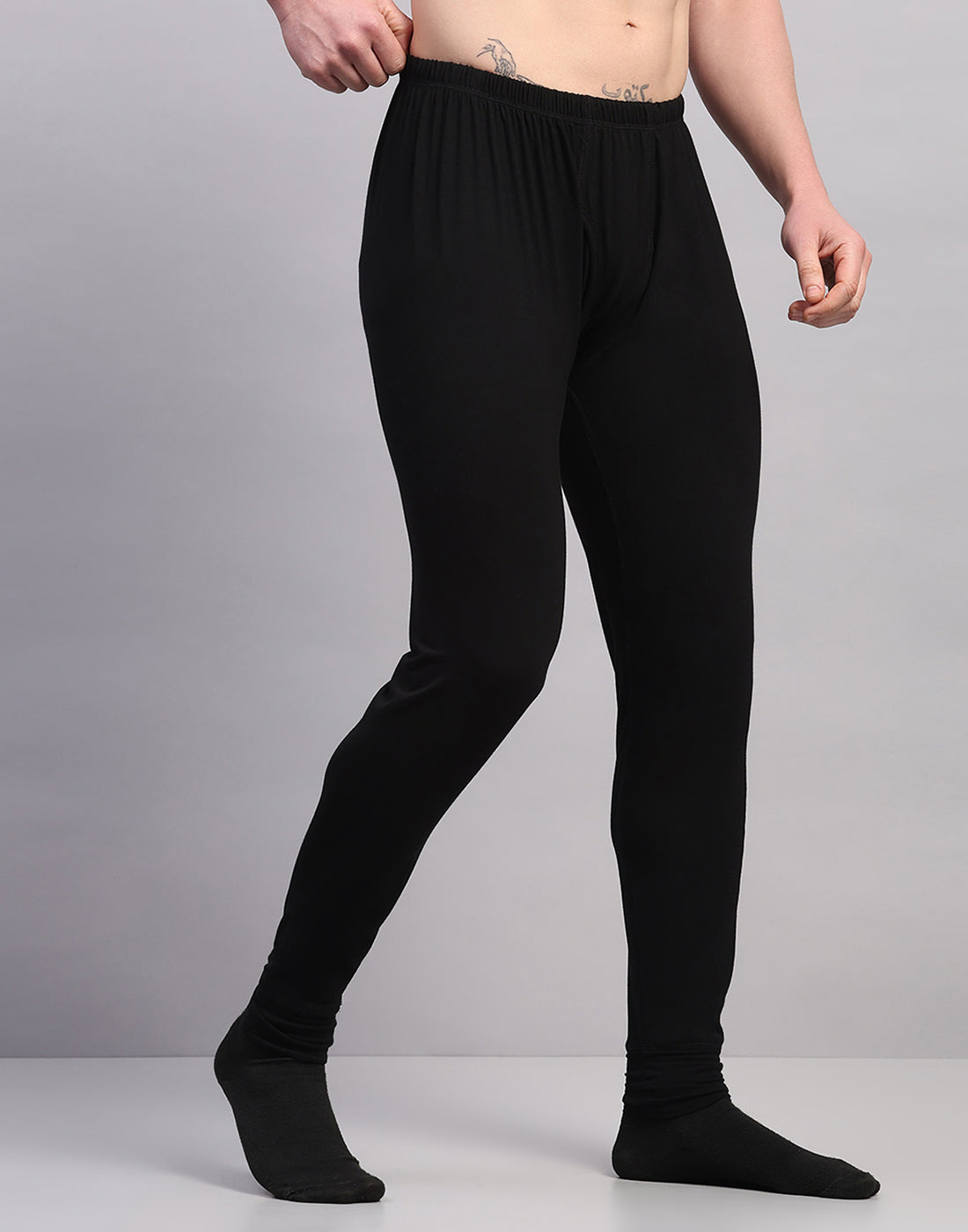 Men Black Solid Regular Fit Thermal Lower